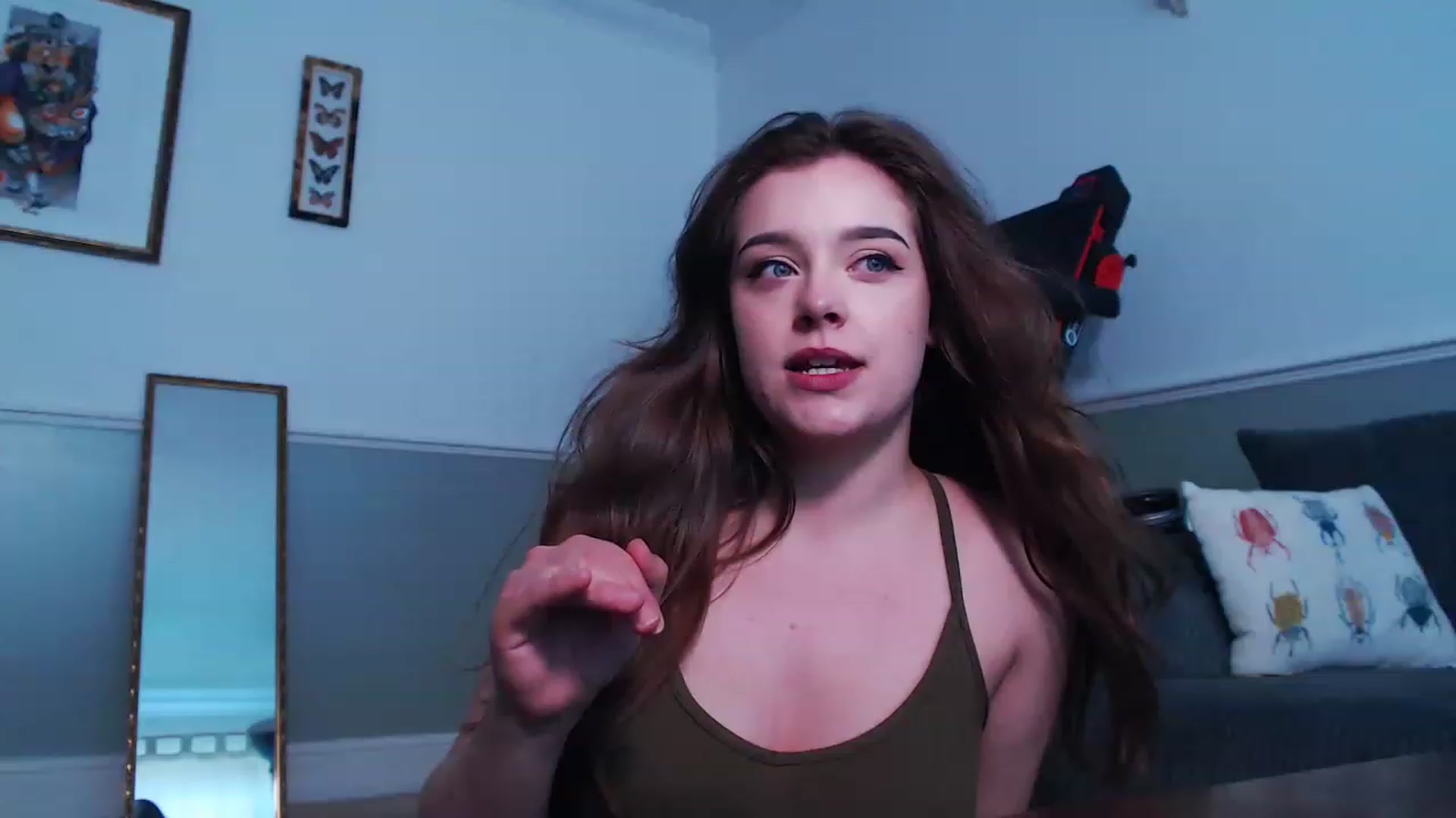 Gallery image thumbnail from KittyCash3w's myfreecams stream on, 08/16/2023, 17:41 image 13 of 20