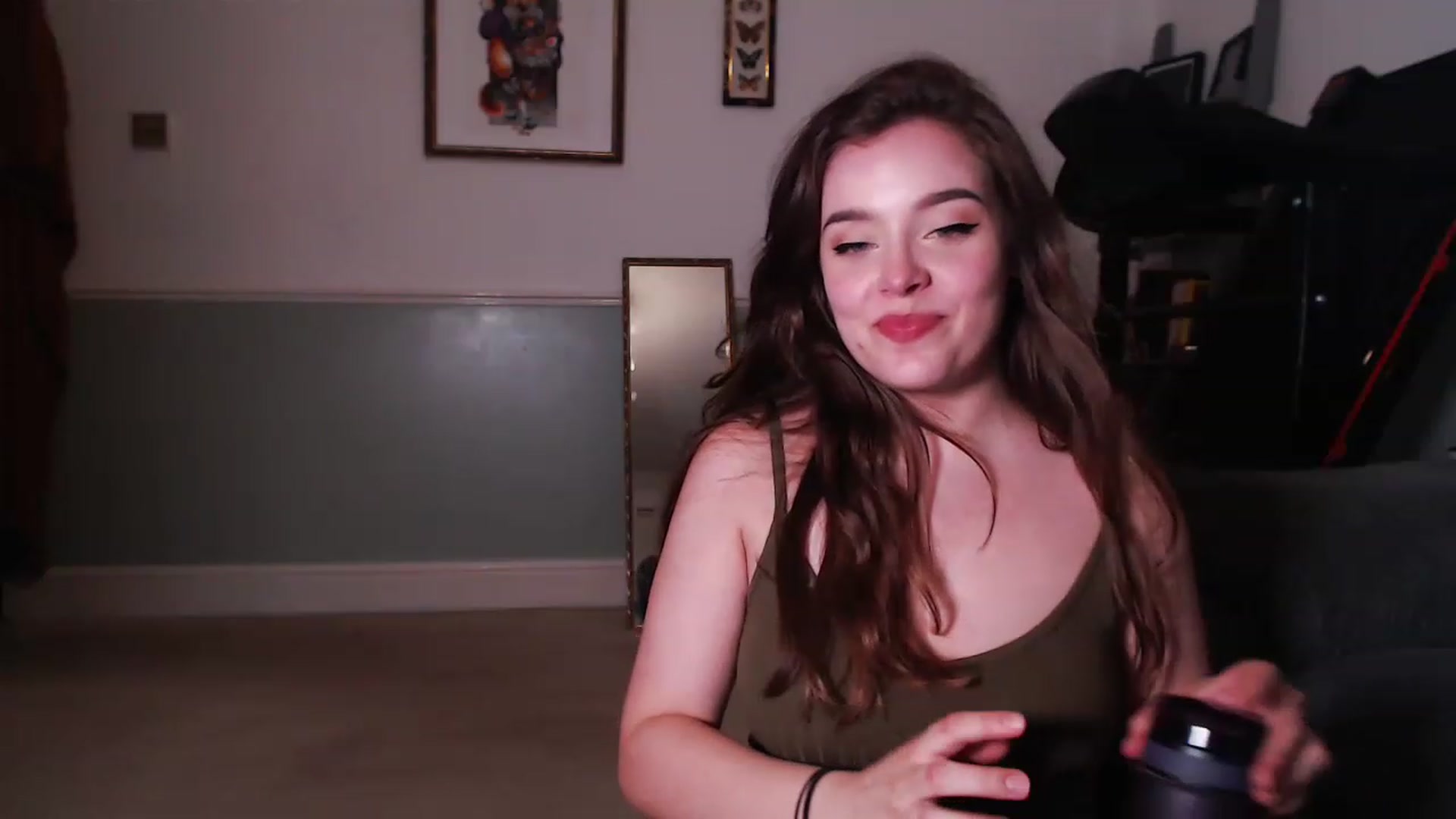 Gallery image thumbnail from KittyCash3w's myfreecams stream on, 08/16/2023, 19:49 image 20 of 20