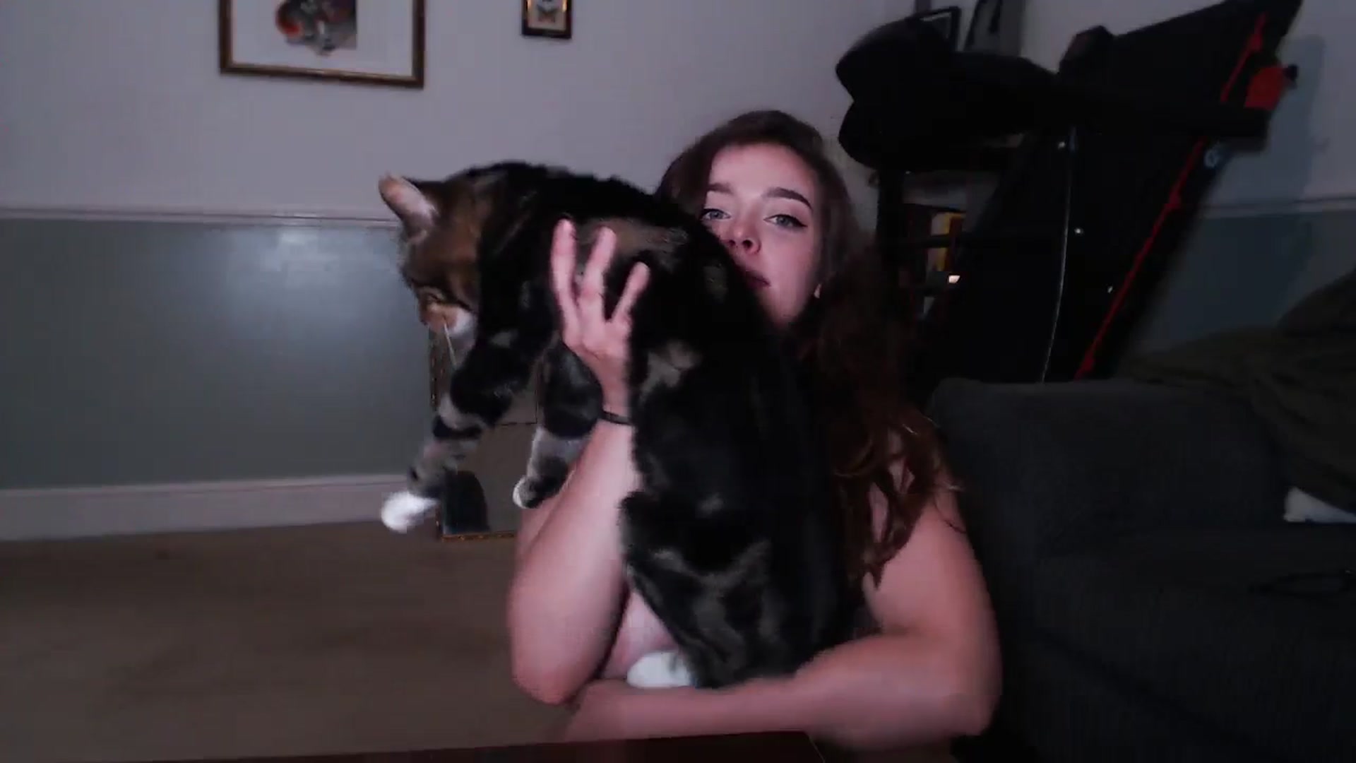 Gallery image thumbnail from KittyCash3w's myfreecams stream on, 08/16/2023, 21:51 image 10 of 20