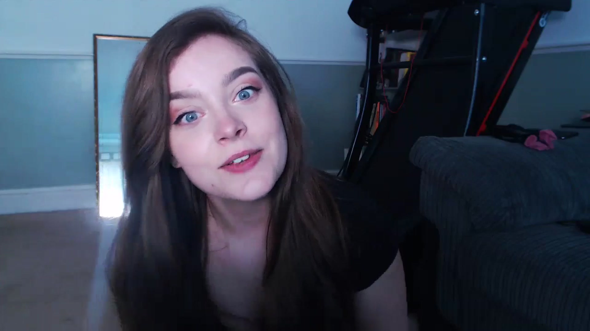 Gallery image thumbnail from KittyCash3w's myfreecams stream on, 08/22/2023, 18:21 image 4 of 20