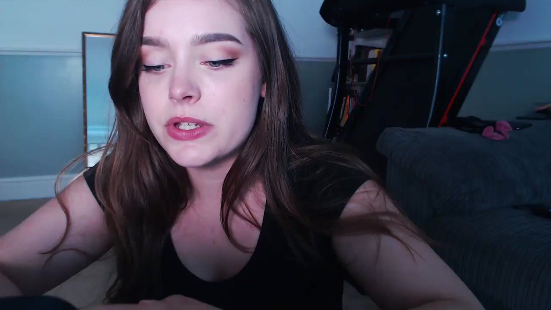 Gallery image thumbnail from KittyCash3w's myfreecams stream on, 08/22/2023, 18:21 image 6 of 20
