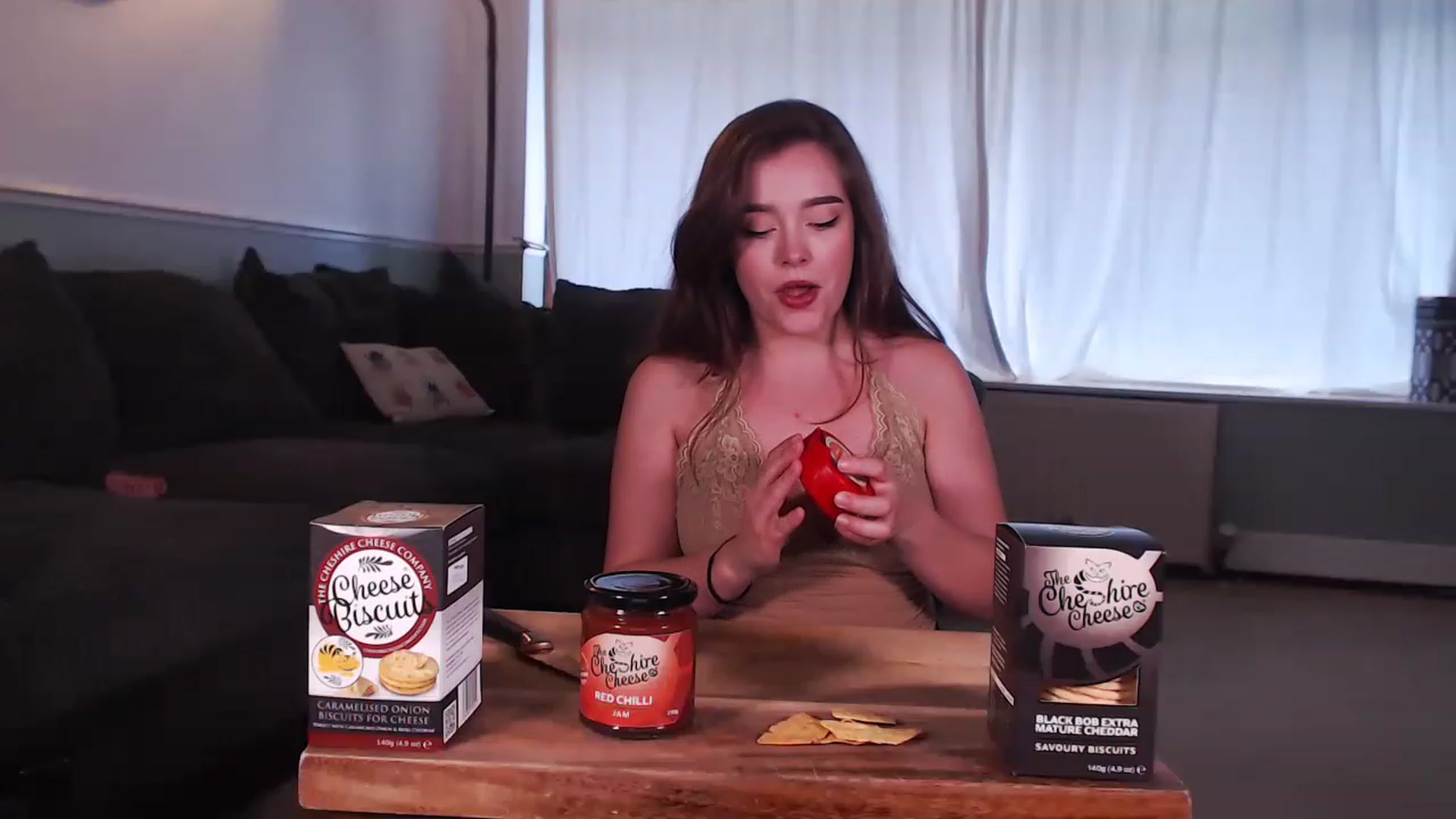 Gallery image thumbnail from KittyCash3w's myfreecams stream on, 08/24/2023, 18:18 image 13 of 20