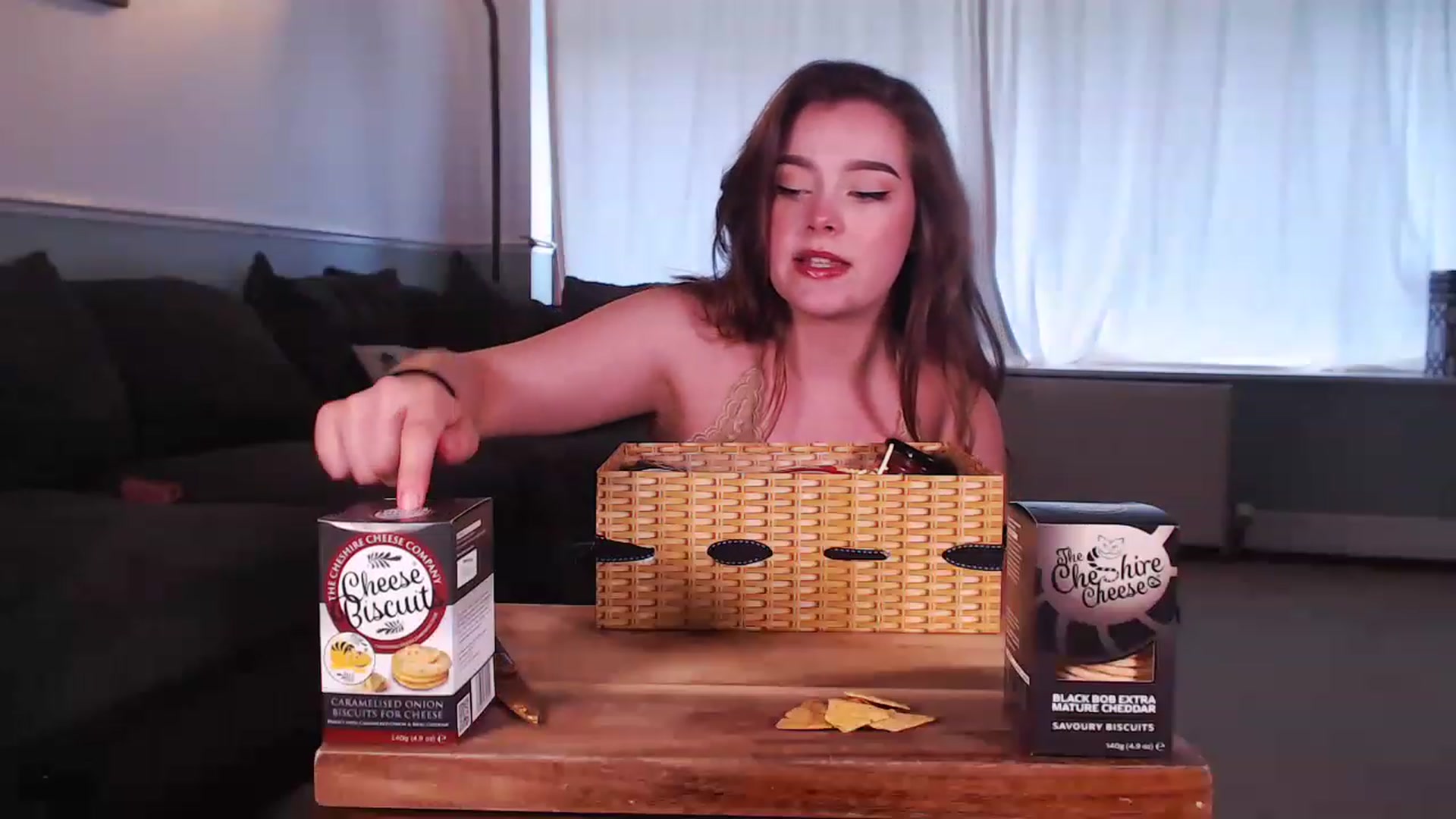 Gallery image thumbnail from KittyCash3w's myfreecams stream on, 08/24/2023, 18:18 image 12 of 20