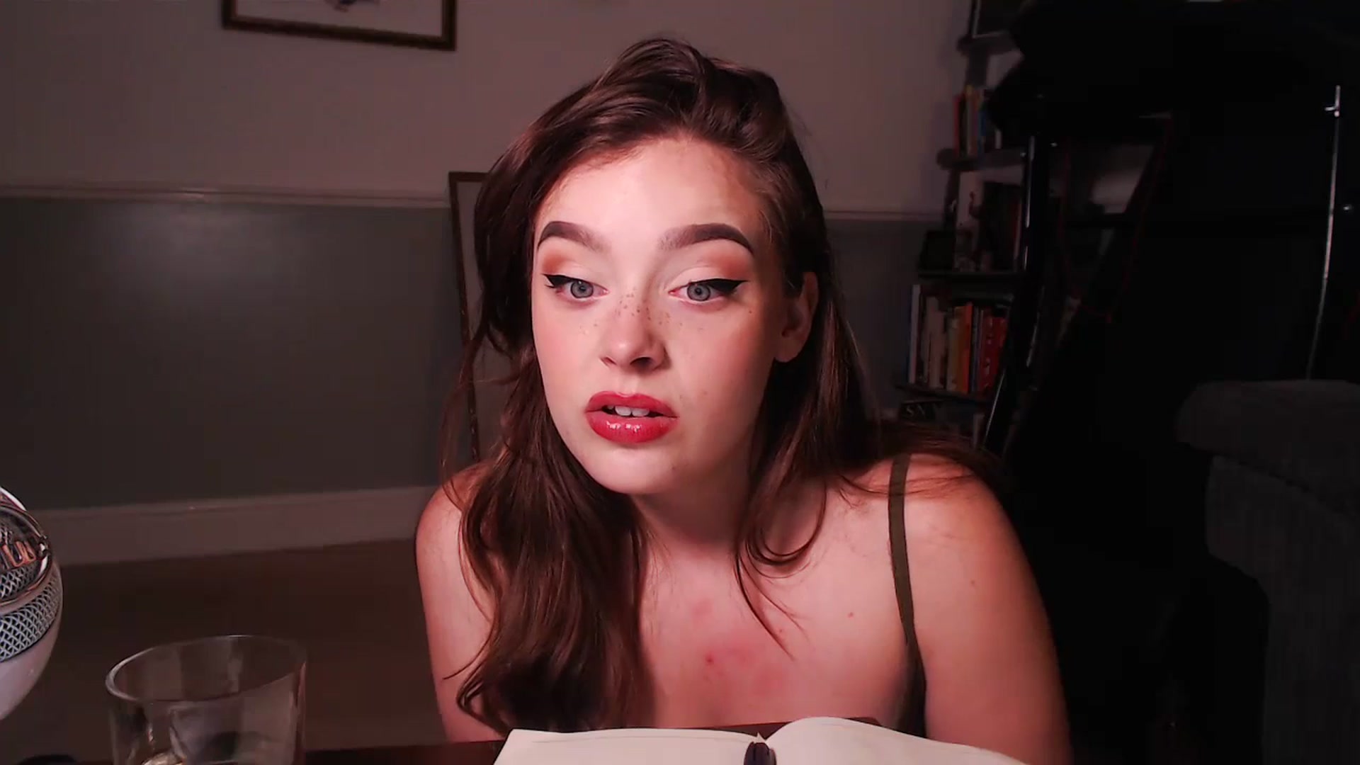 Gallery image thumbnail from KittyCash3w's myfreecams stream on, 08/29/2023, 20:02 image 11 of 20