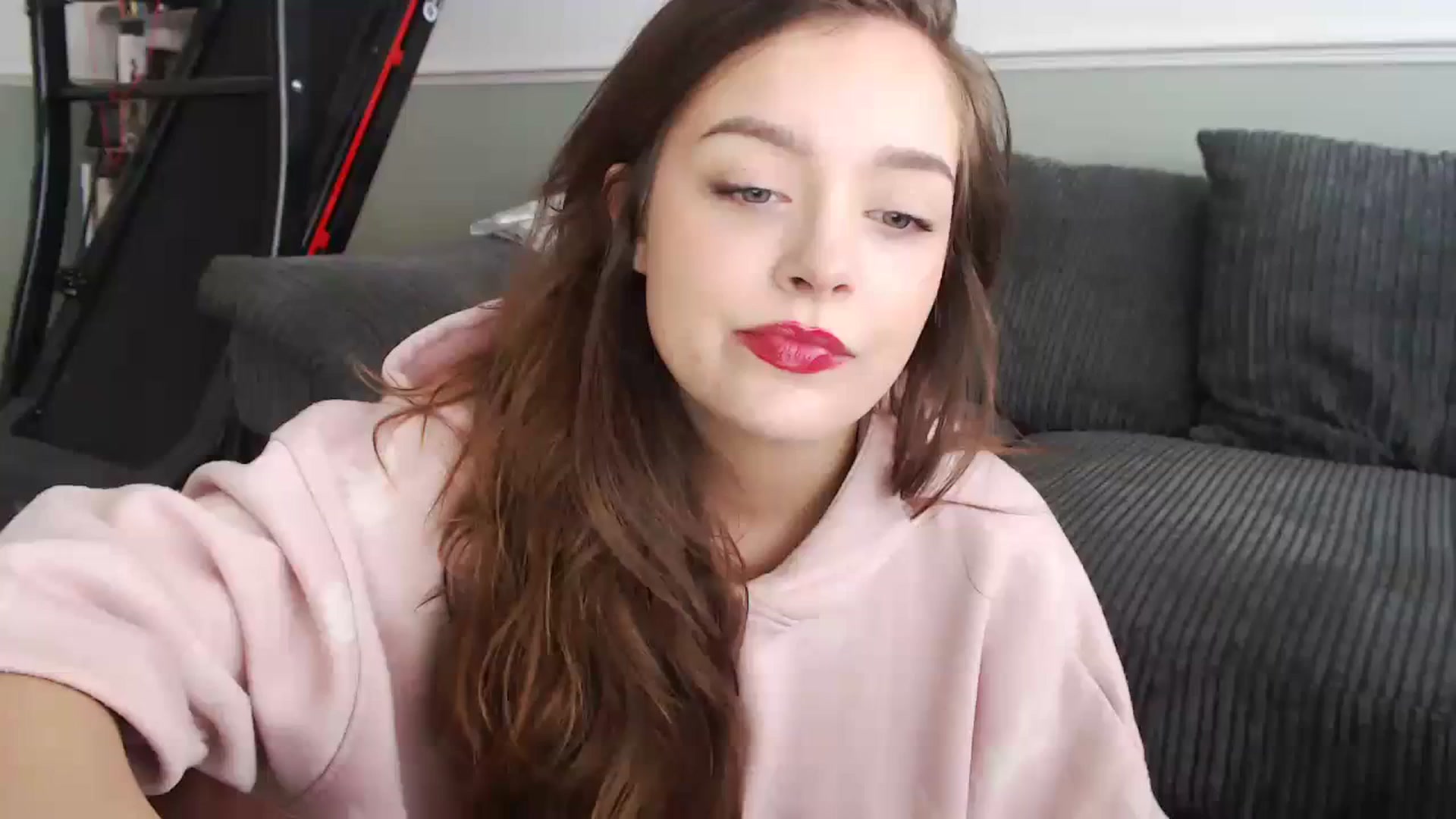 Gallery image thumbnail from KittyCash3w's myfreecams stream on, 09/03/2023, 16:21 image 2 of 20