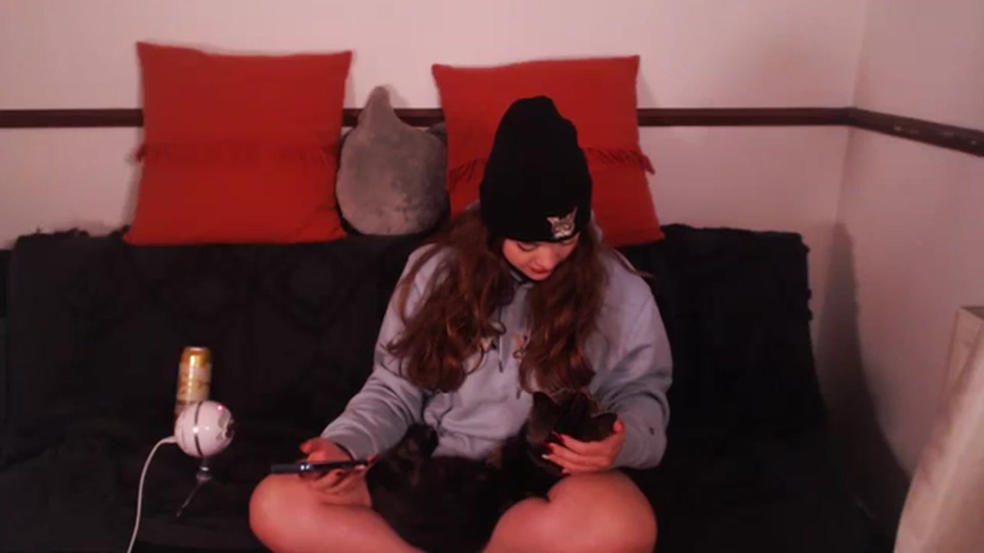 Gallery image thumbnail from KittyCash3w's myfreecams stream on, 09/27/2023, 17:35 image 13 of 20