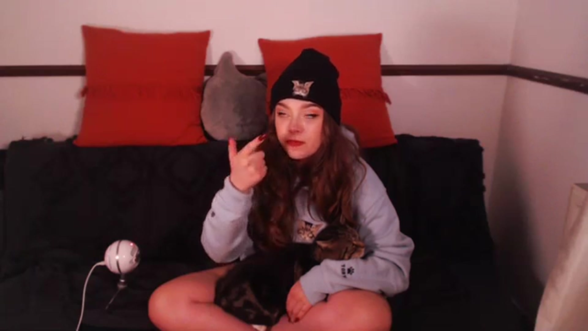 Gallery image thumbnail from KittyCash3w's myfreecams stream on, 09/27/2023, 17:35 image 10 of 20