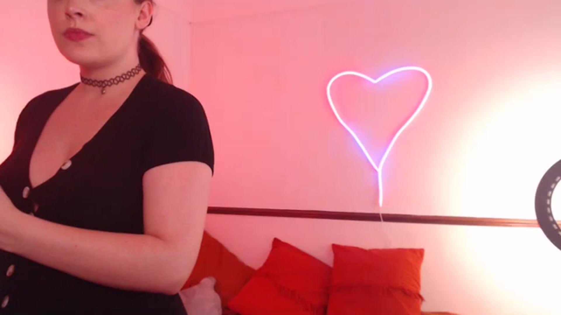 Gallery image thumbnail from KittyCash3w's myfreecams stream on, 10/12/2023, 12:21 image 9 of 20
