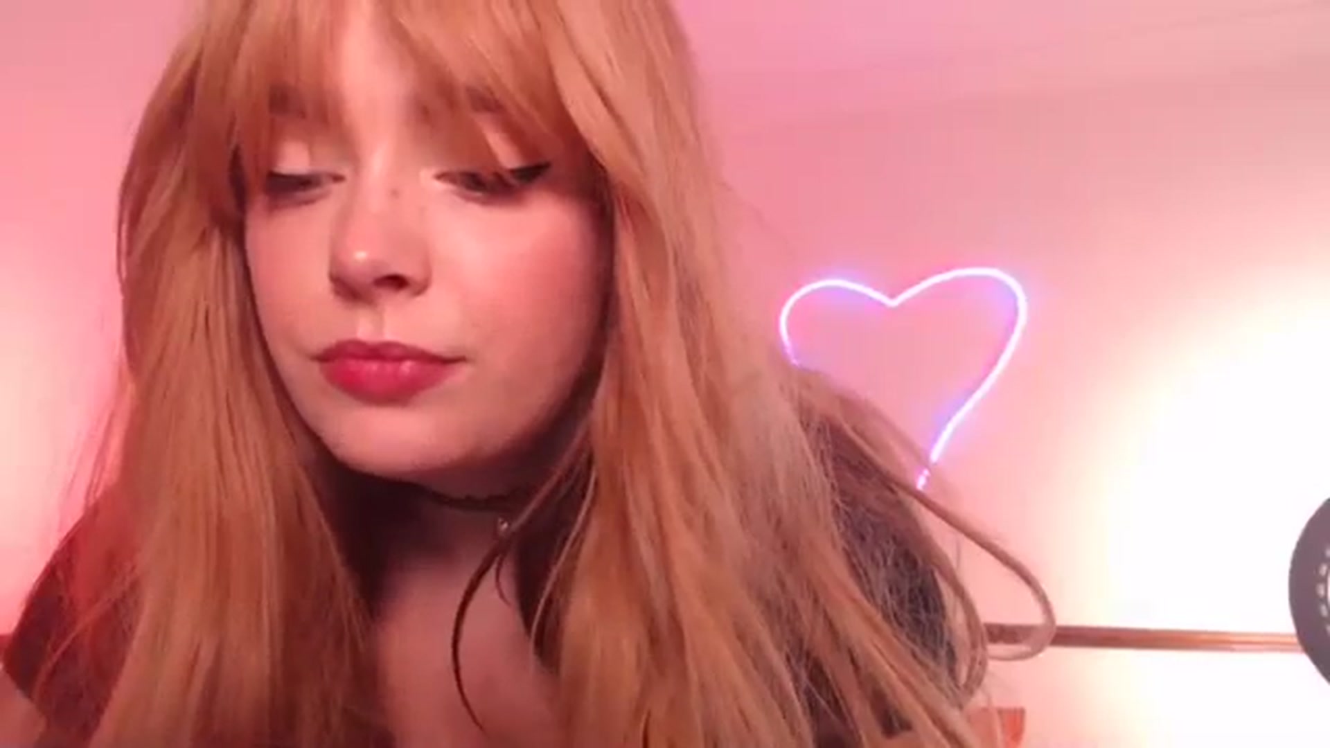 Gallery image thumbnail from KittyCash3w's myfreecams stream on, 10/12/2023, 12:21 image 3 of 20