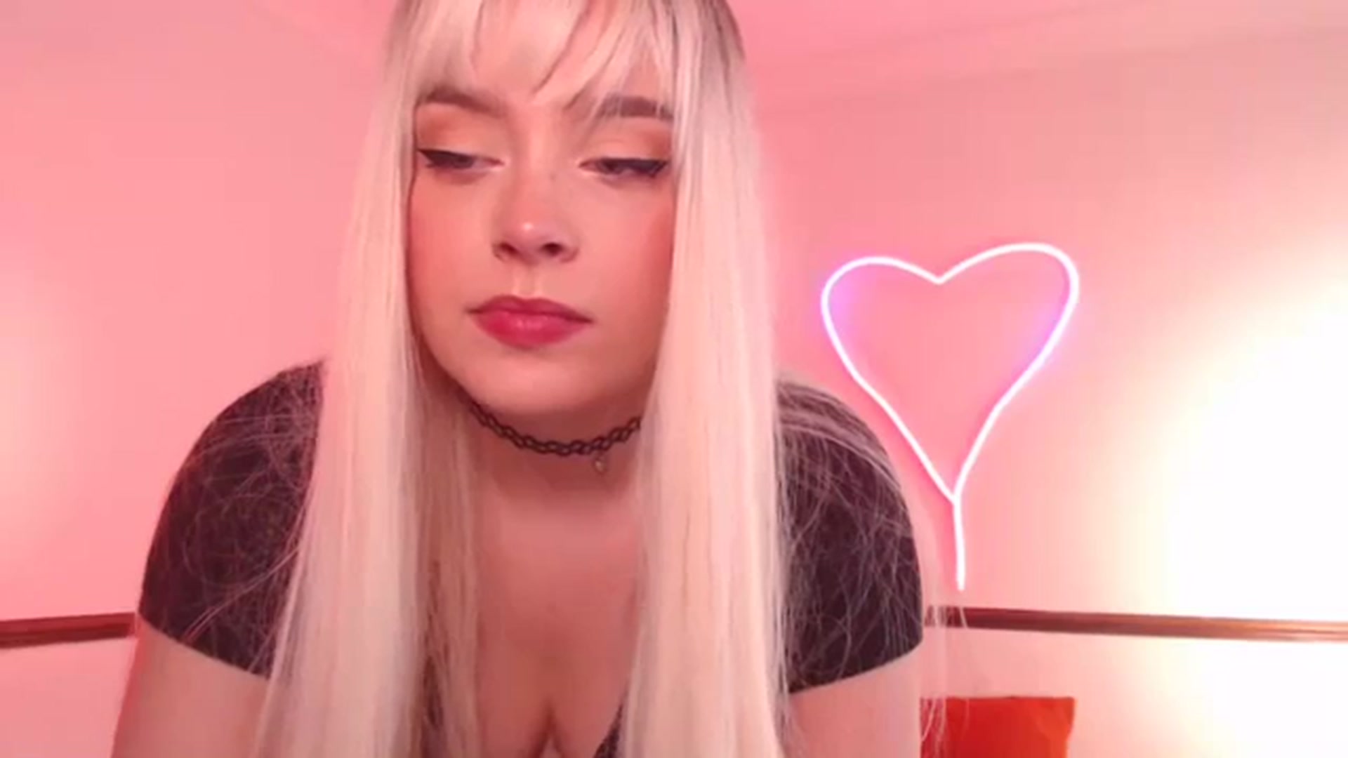 Gallery image thumbnail from KittyCash3w's myfreecams stream on, 10/12/2023, 12:21 image 15 of 20