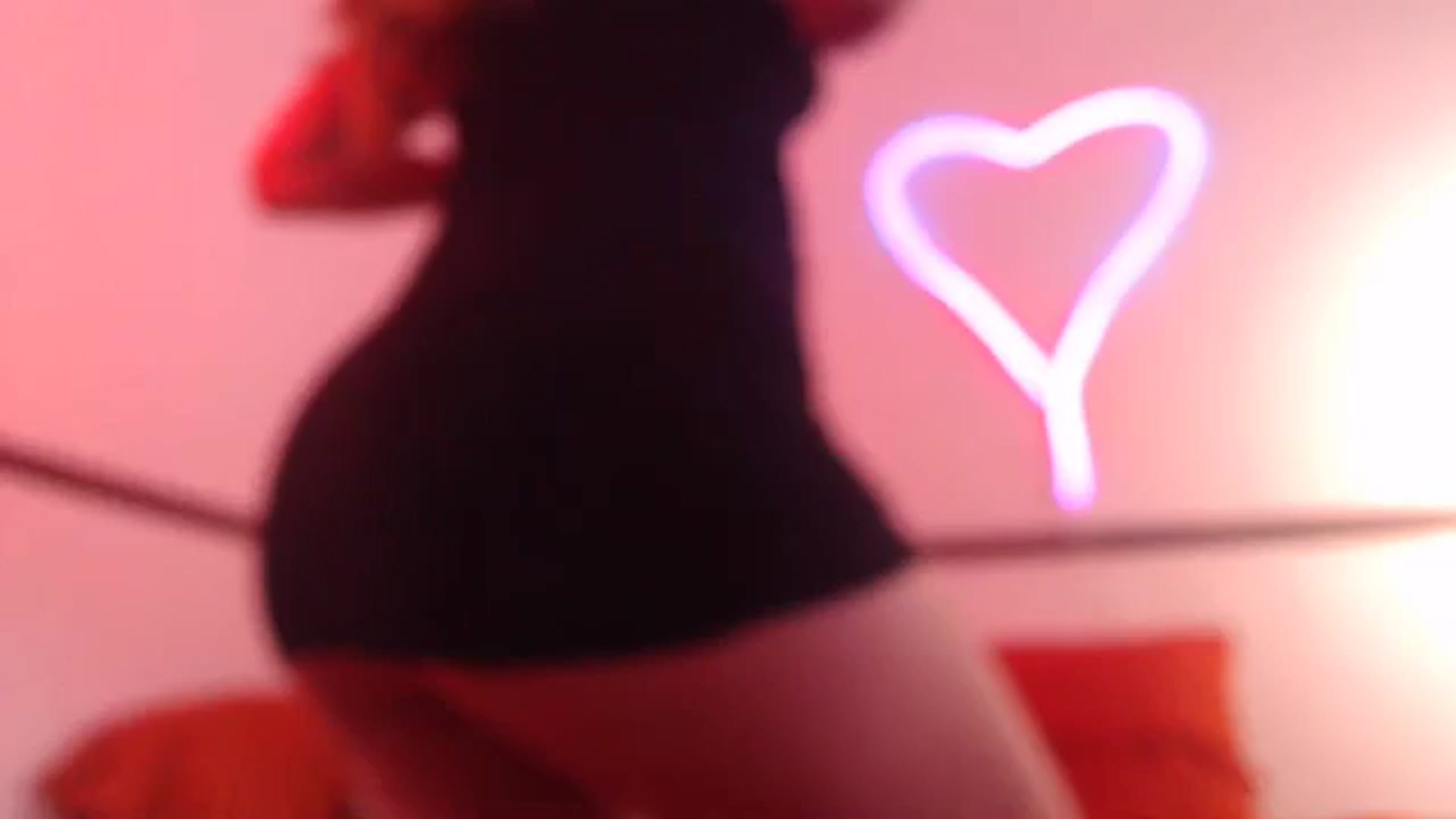 Gallery image thumbnail from KittyCash3w's myfreecams stream on, 10/12/2023, 12:21 image 1 of 20