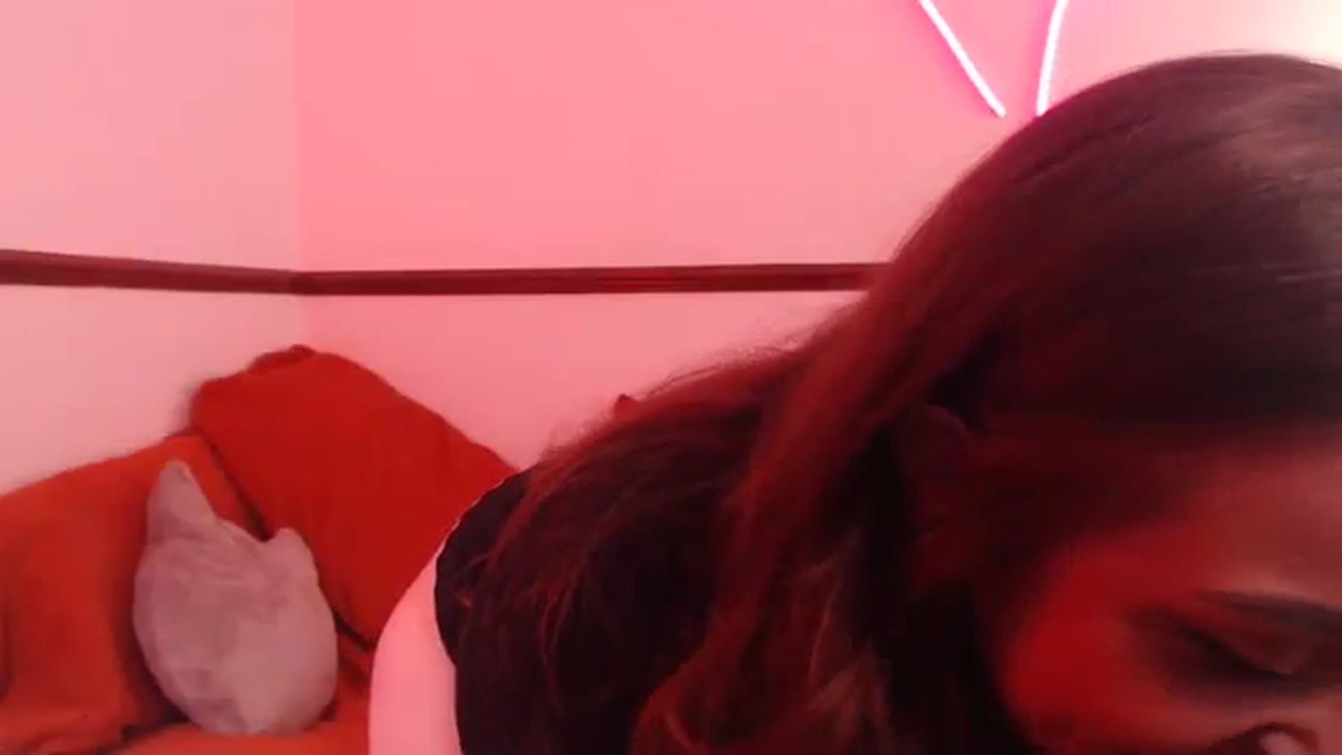 Gallery image thumbnail from KittyCash3w's myfreecams stream on, 10/12/2023, 13:04 image 17 of 20