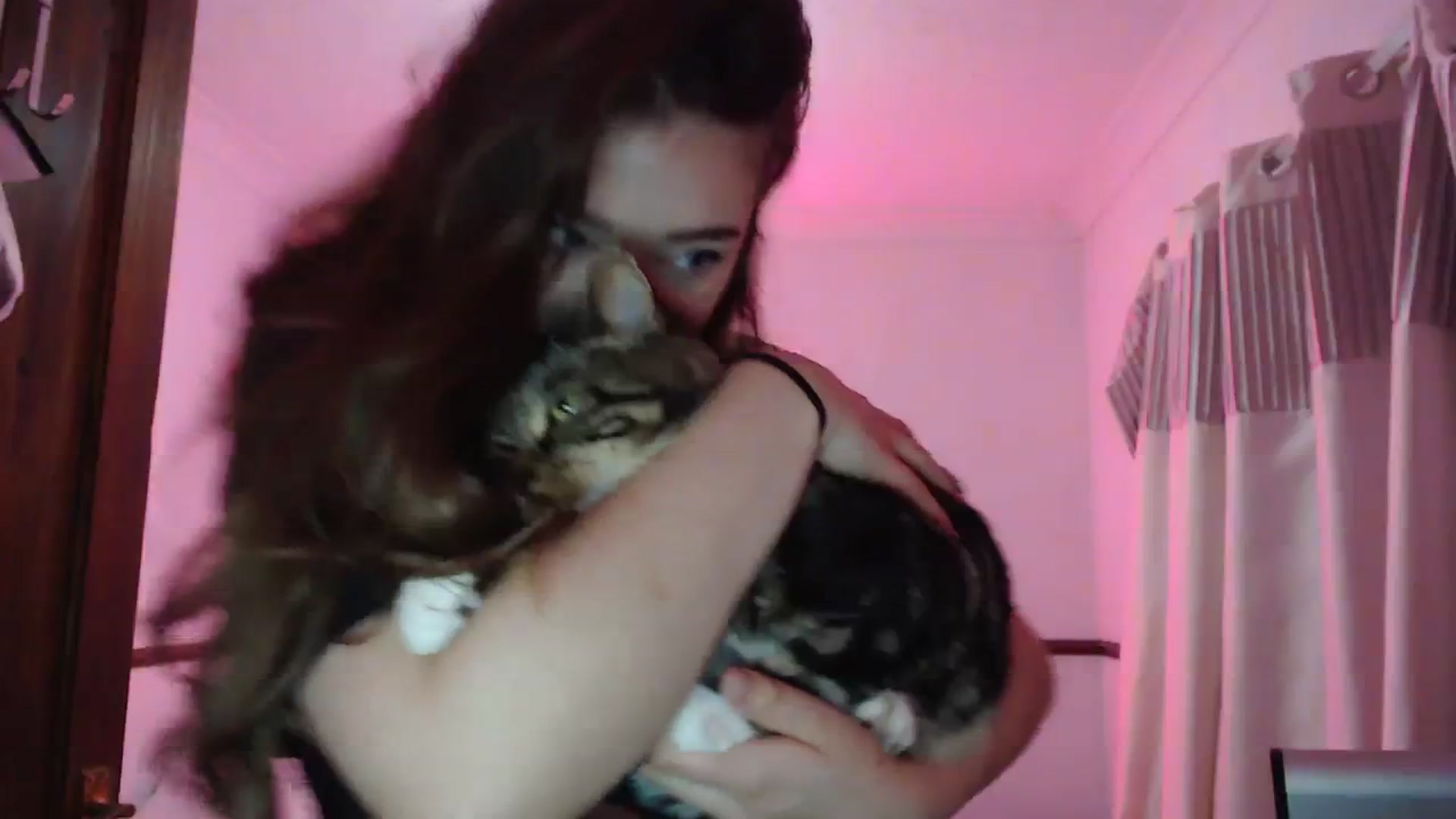 Gallery image thumbnail from KittyCash3w's myfreecams stream on, 10/23/2023, 19:24 image 14 of 20