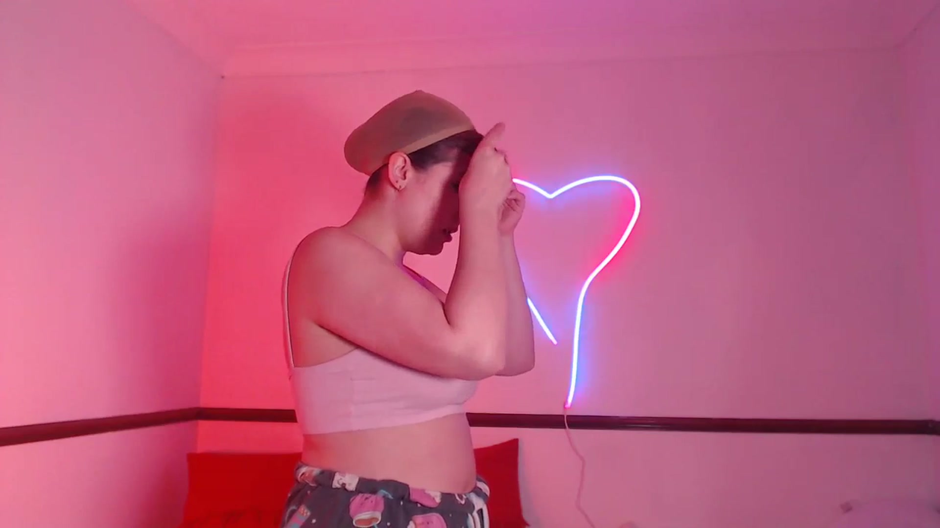 Gallery image thumbnail from KittyCash3w's myfreecams stream on, 10/26/2023, 18:16 image 9 of 20
