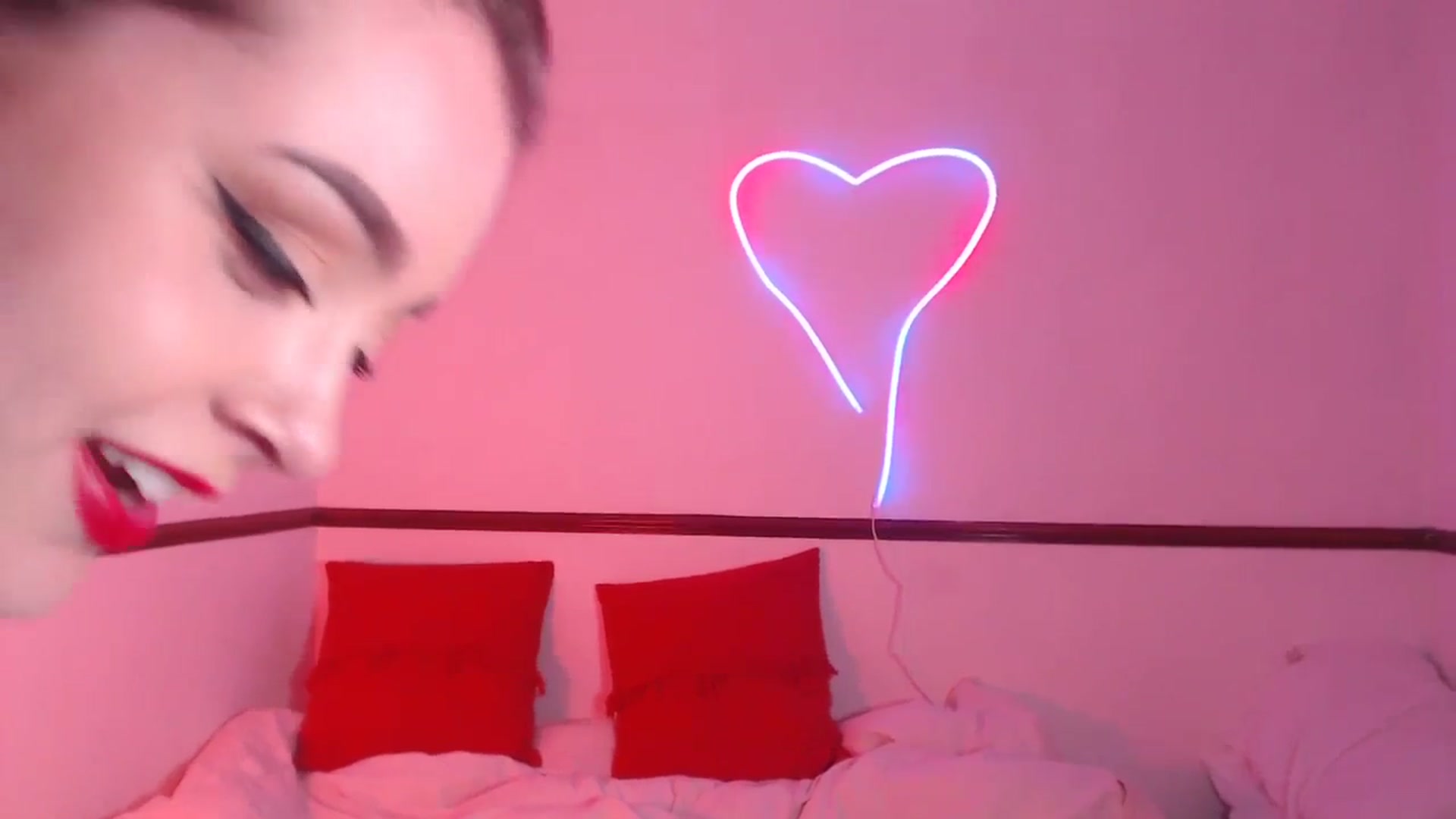 Gallery image thumbnail from KittyCash3w's myfreecams stream on, 10/26/2023, 18:16 image 6 of 20