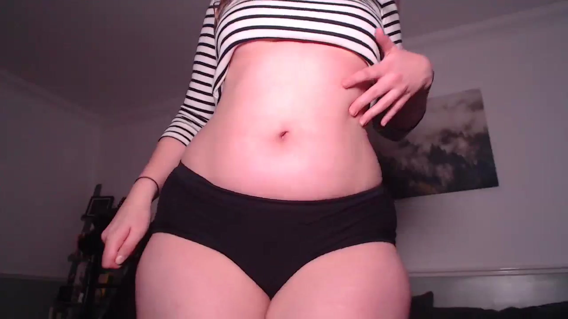 Gallery image thumbnail from KittyCash3w's myfreecams stream on, 10/29/2023, 17:48 image 5 of 20