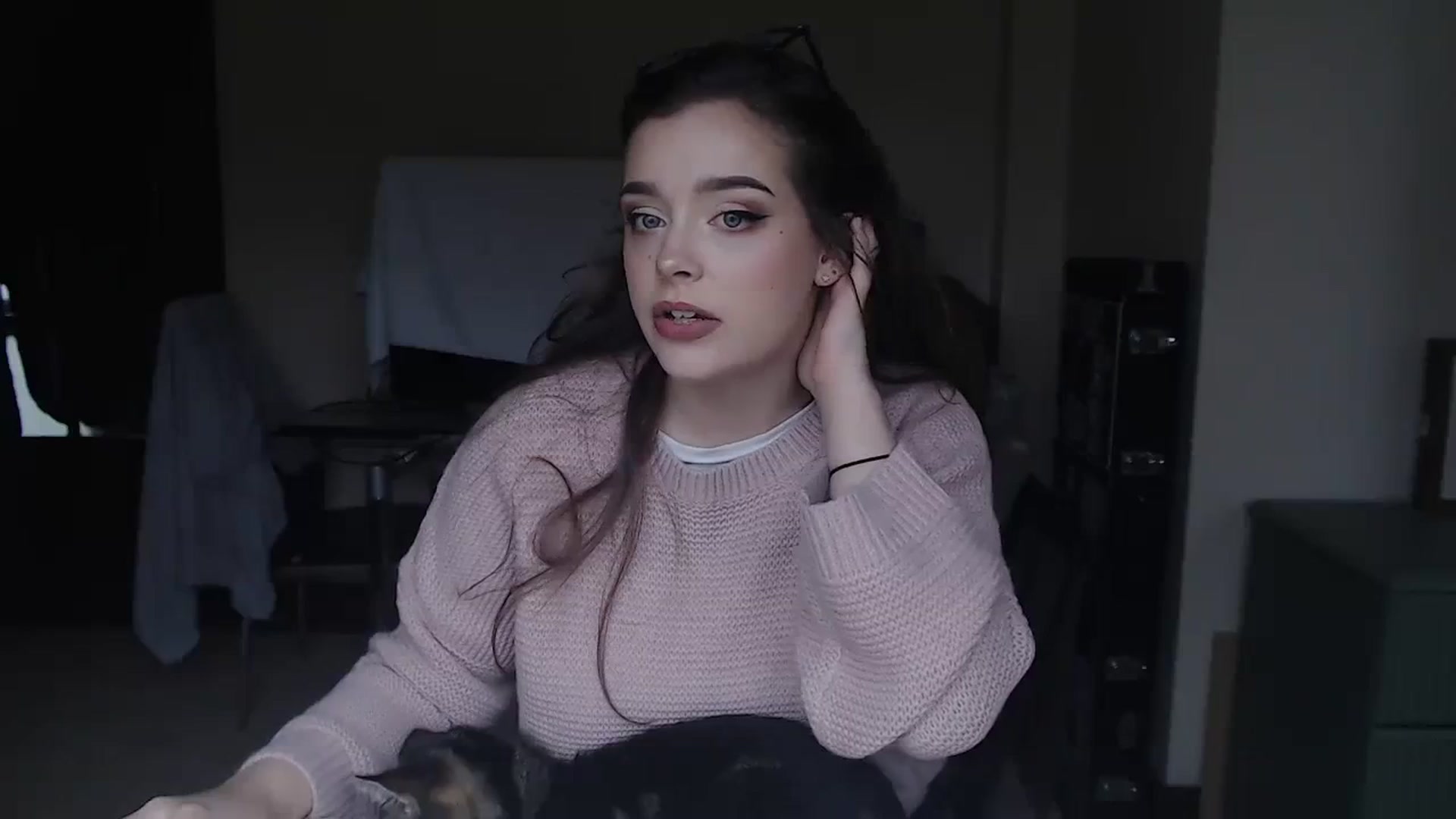 Gallery image thumbnail from KittyCash3w's myfreecams stream on, 11/01/2023, 14:06 image 6 of 20