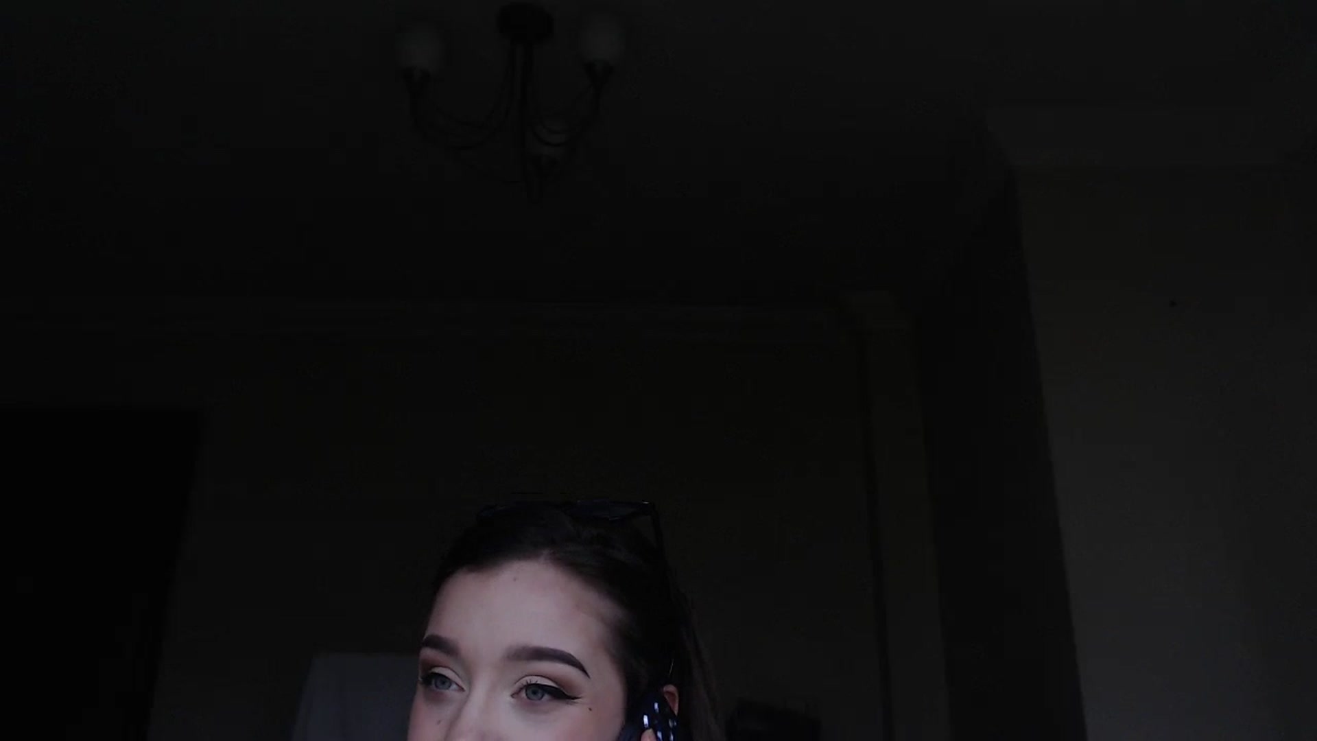 Gallery image thumbnail from KittyCash3w's myfreecams stream on, 11/01/2023, 15:44 image 14 of 20
