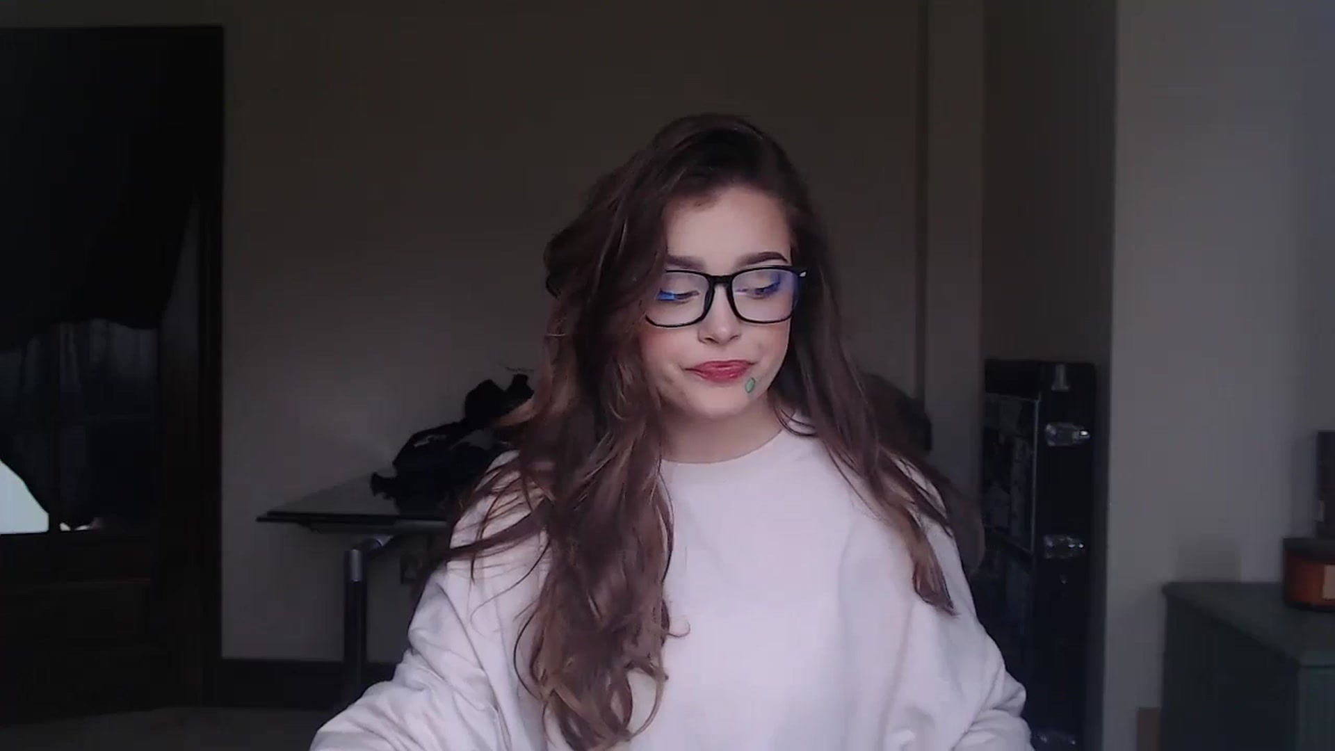 Gallery image thumbnail from KittyCash3w's myfreecams stream on, 11/02/2023, 14:40 image 3 of 20