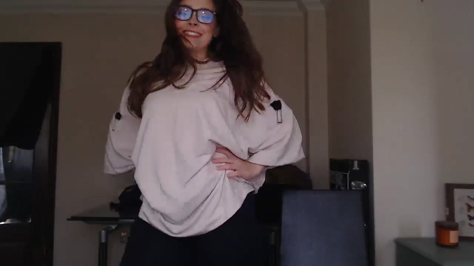 Gallery image thumbnail from KittyCash3w's myfreecams stream on, 11/02/2023, 14:40 image 11 of 20