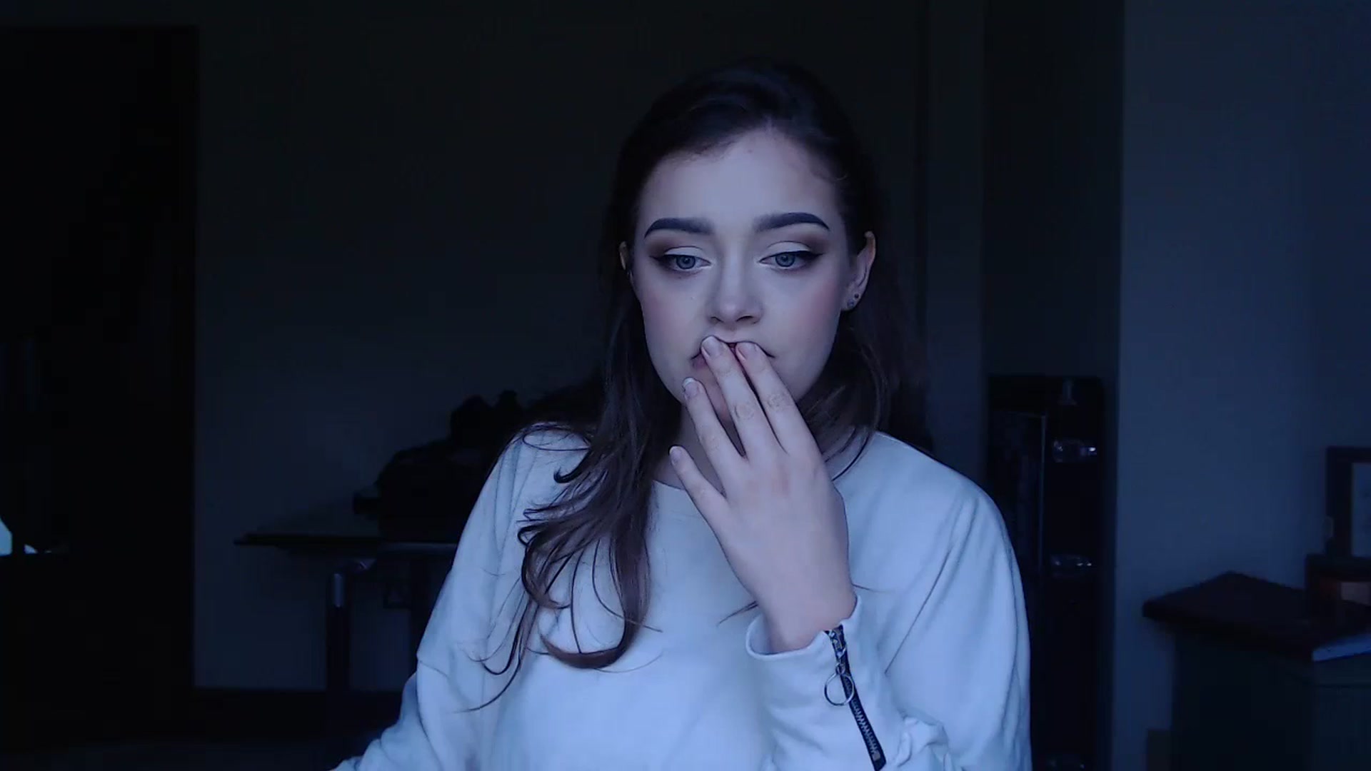 Gallery image thumbnail from KittyCash3w's myfreecams stream on, 11/02/2023, 17:17 image 5 of 20