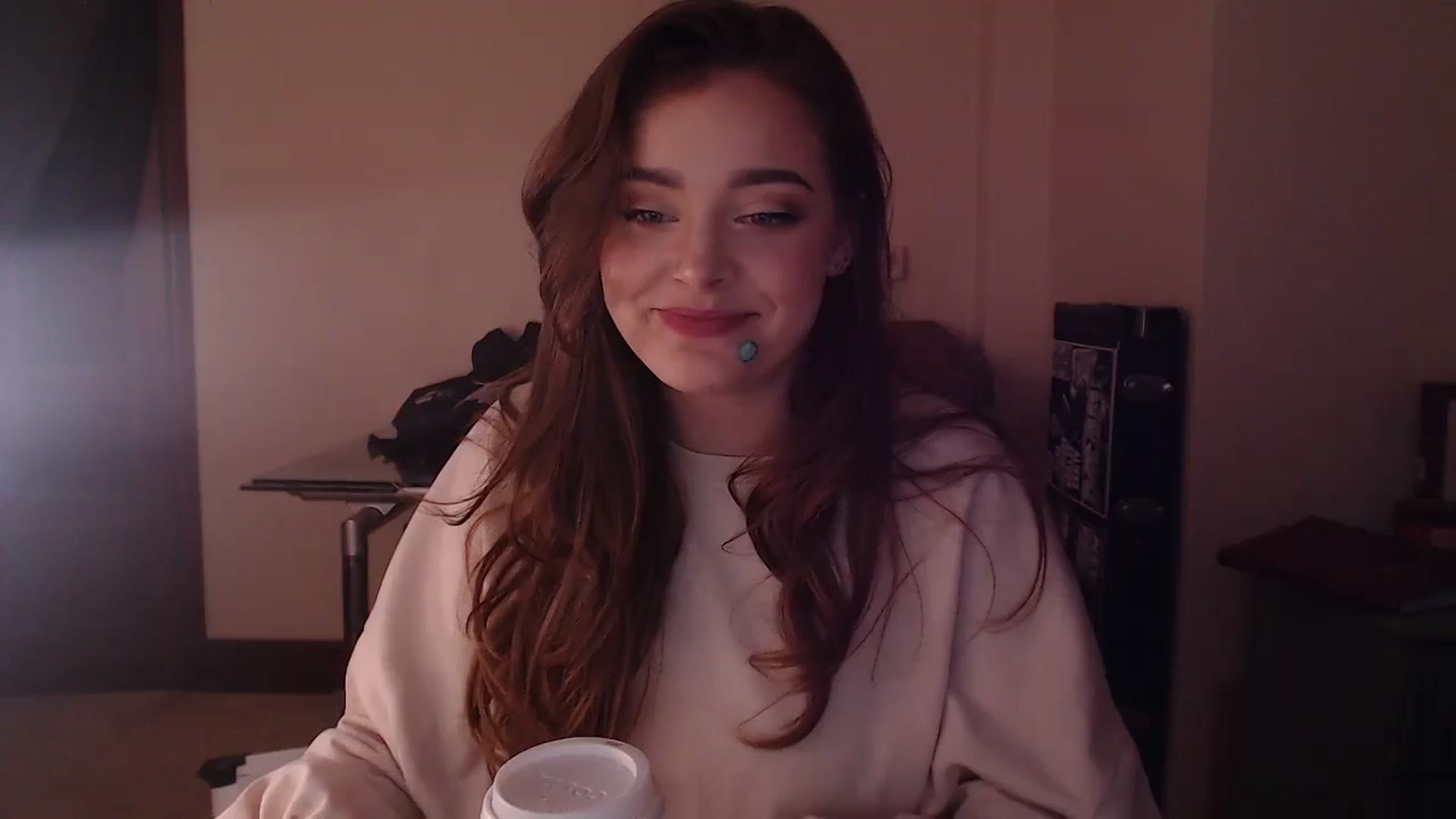 Gallery image thumbnail from KittyCash3w's myfreecams stream on, 11/02/2023, 17:17 image 10 of 20