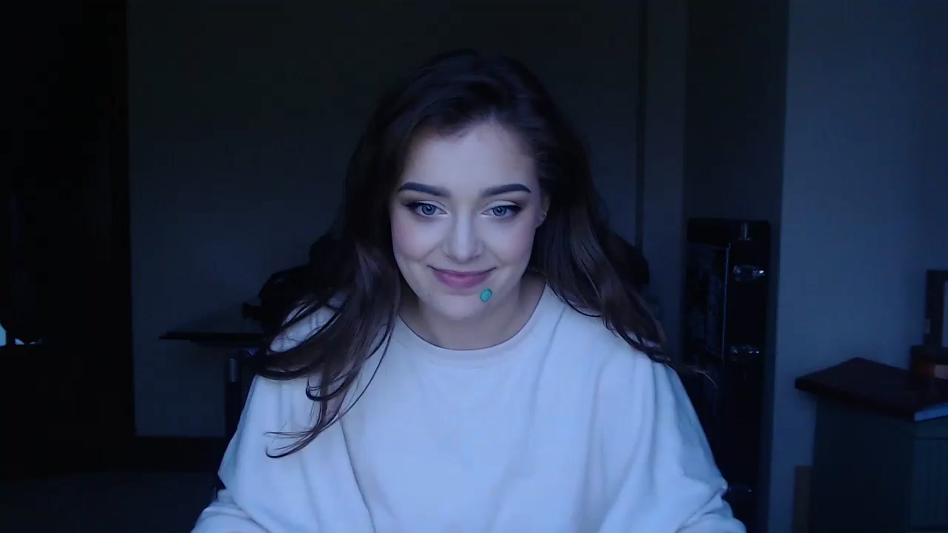 Gallery image thumbnail from KittyCash3w's myfreecams stream on, 11/02/2023, 17:17 image 6 of 20