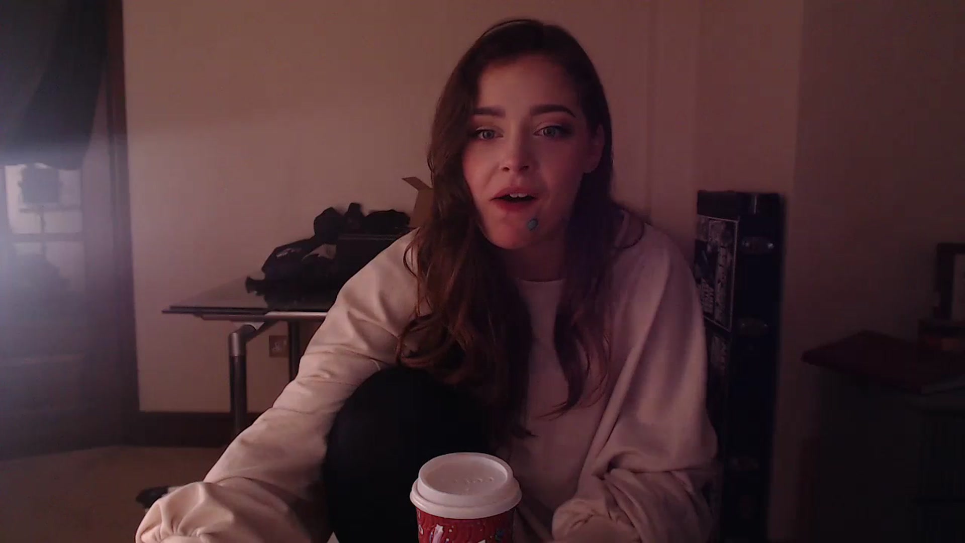 Gallery image thumbnail from KittyCash3w's myfreecams stream on, 11/02/2023, 17:17 image 15 of 20