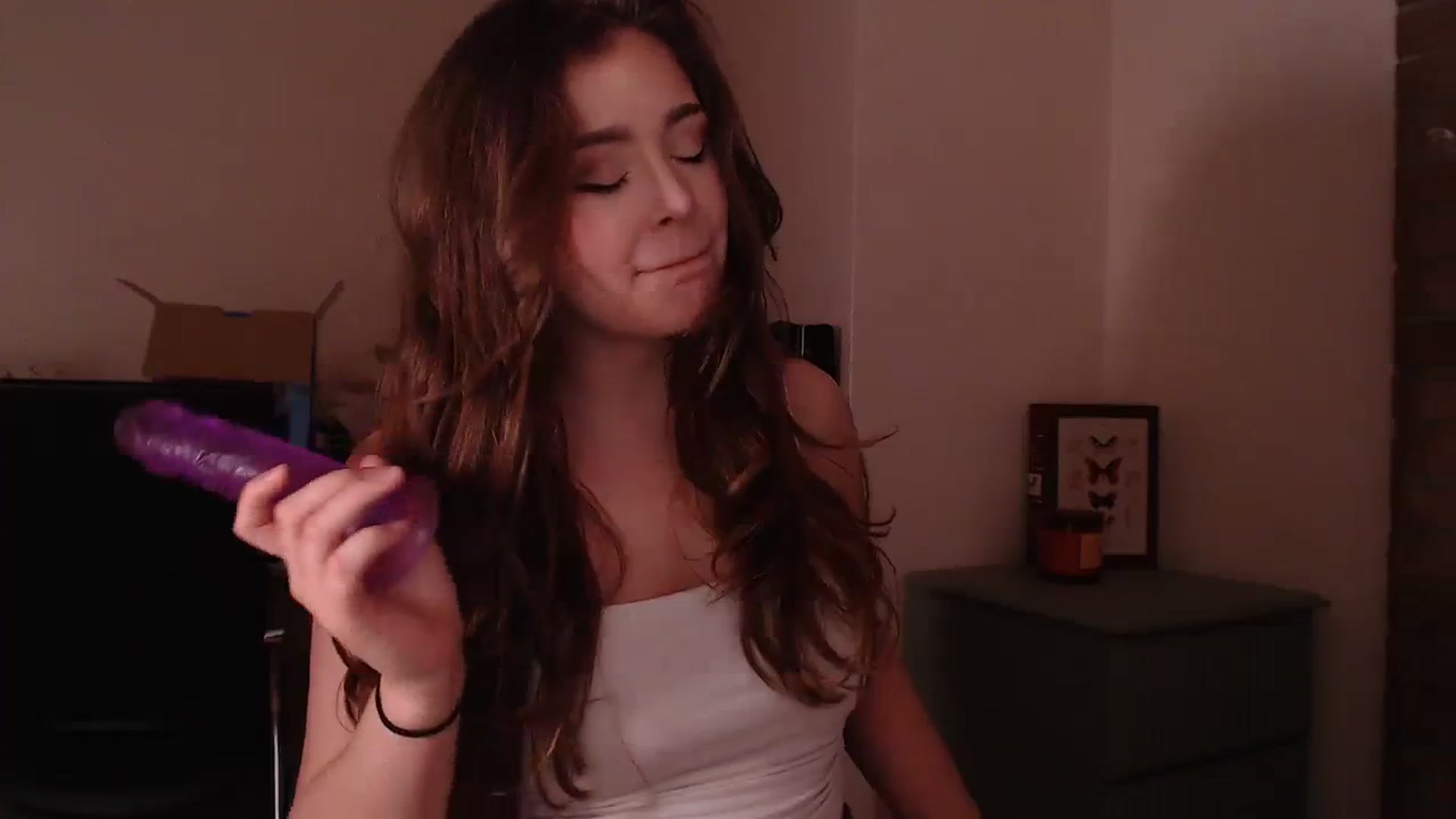 Gallery image thumbnail from KittyCash3w's myfreecams stream on, 11/02/2023, 18:00 image 2 of 20