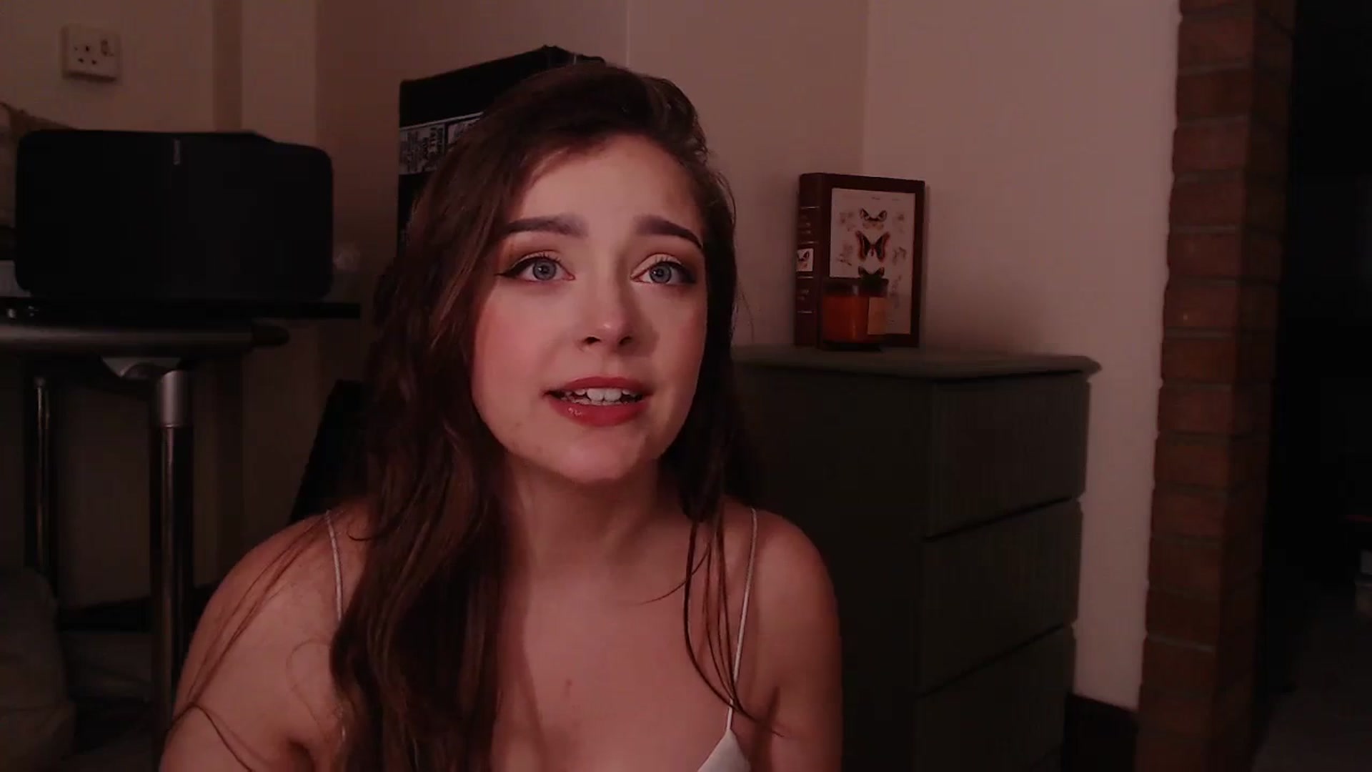 Gallery image thumbnail from KittyCash3w's myfreecams stream on, 11/02/2023, 18:00 image 6 of 20