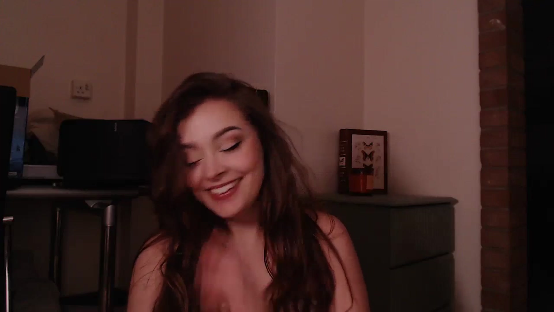 Gallery image thumbnail from KittyCash3w's myfreecams stream on, 11/02/2023, 18:00 image 12 of 20