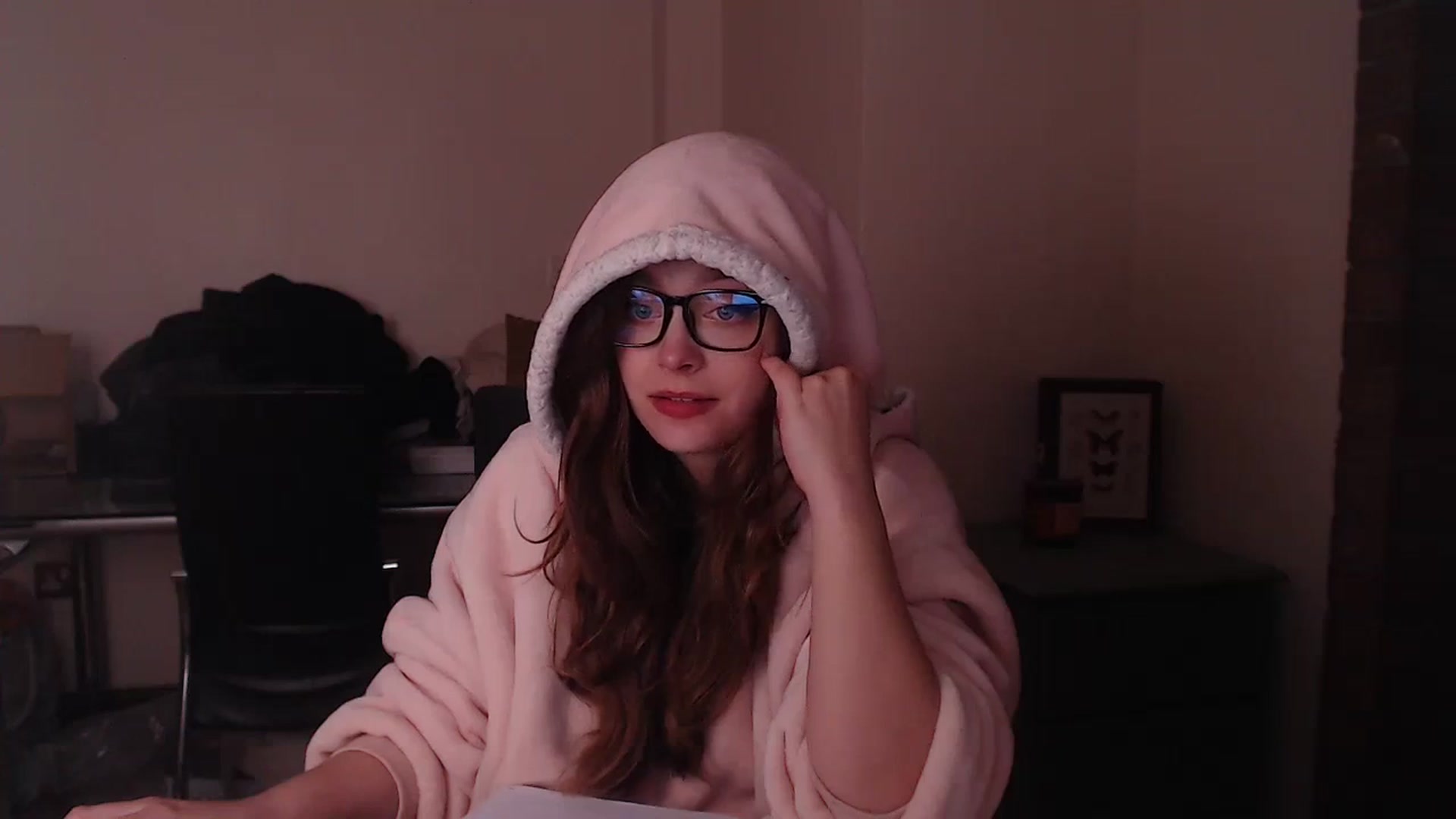 Gallery image thumbnail from KittyCash3w's myfreecams stream on, 11/03/2023, 21:11 image 5 of 20