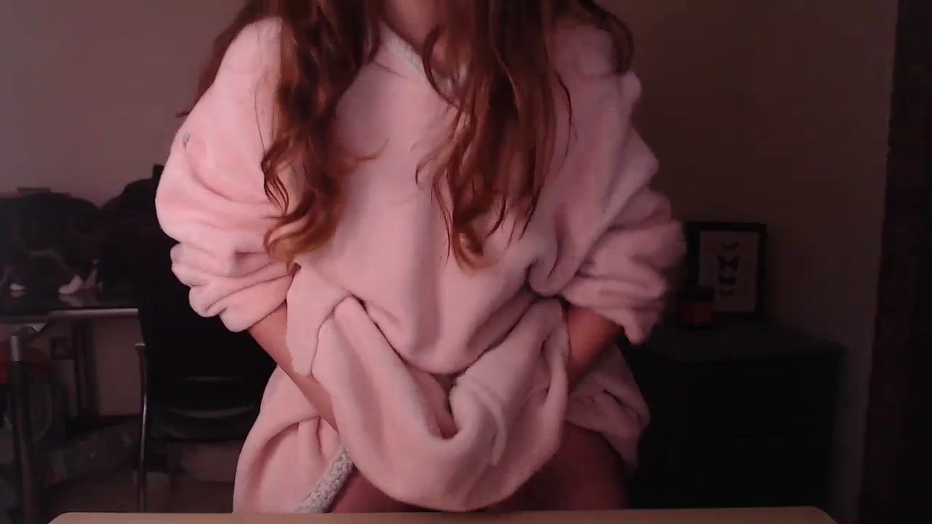 Gallery image thumbnail from KittyCash3w's myfreecams stream on, 11/03/2023, 21:11 image 14 of 20