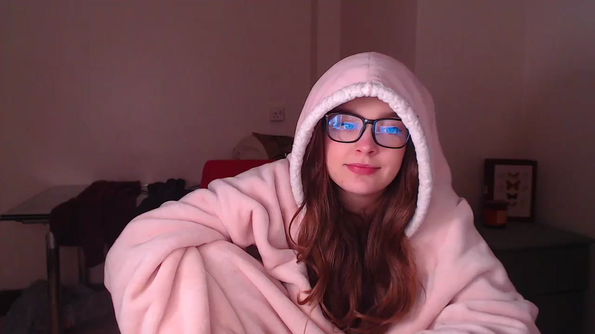 Gallery image thumbnail from KittyCash3w's myfreecams stream on, 11/06/2023, 18:37 image 20 of 20