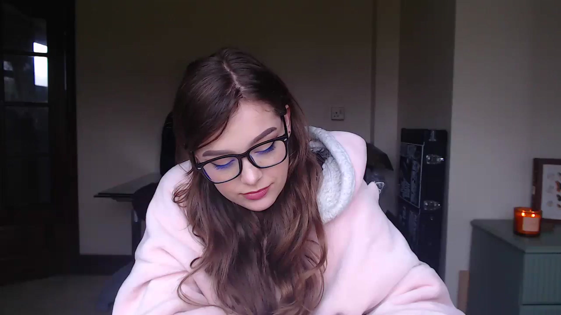 Gallery image thumbnail from KittyCash3w's myfreecams stream on, 11/08/2023, 11:37 image 11 of 20