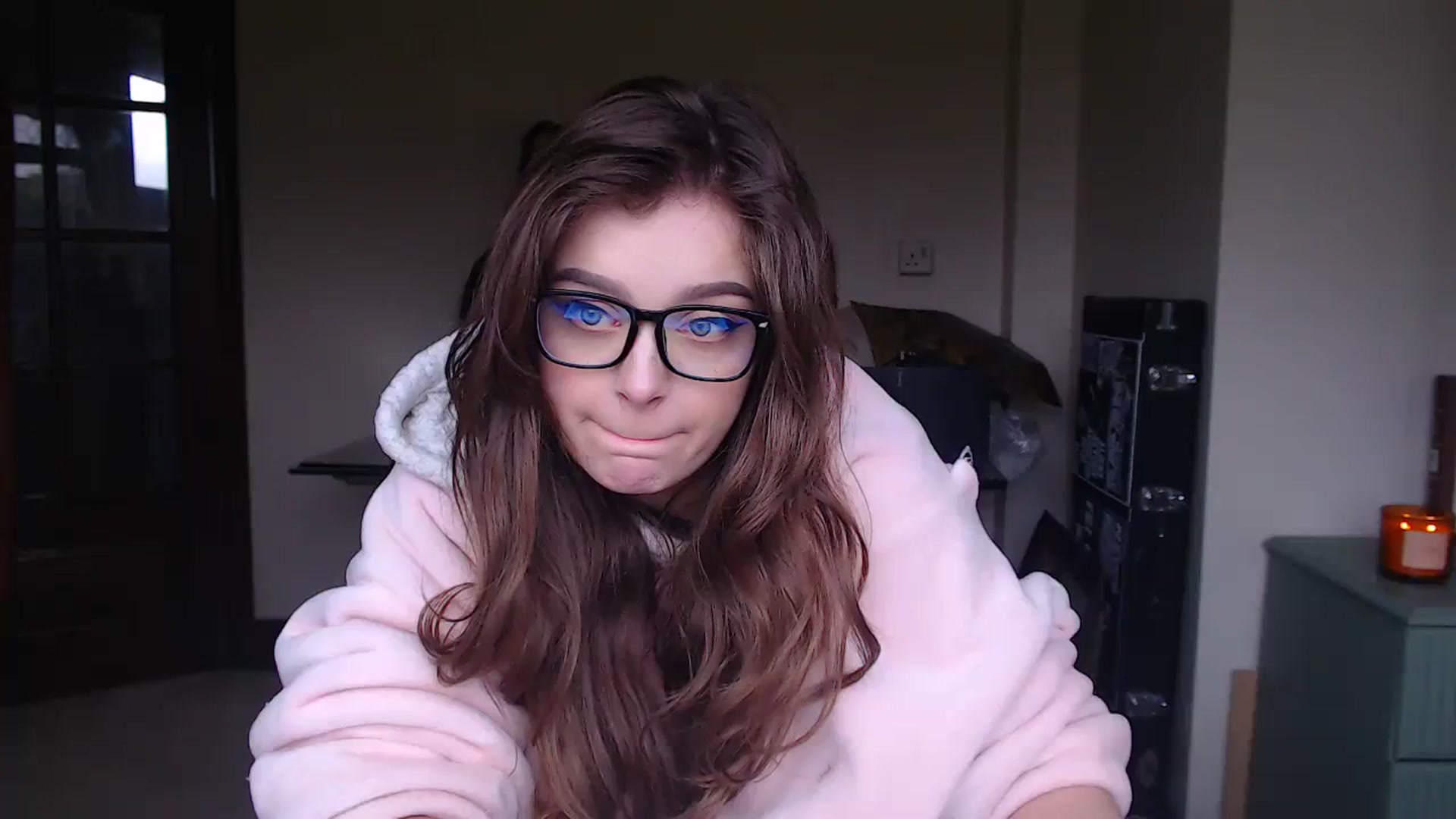 Gallery image thumbnail from KittyCash3w's myfreecams stream on, 11/08/2023, 11:37 image 20 of 20