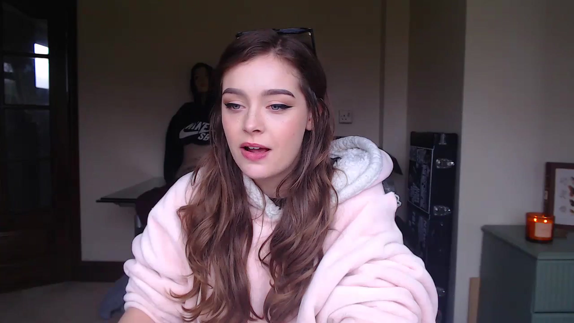 Gallery image thumbnail from KittyCash3w's myfreecams stream on, 11/08/2023, 11:37 image 17 of 20