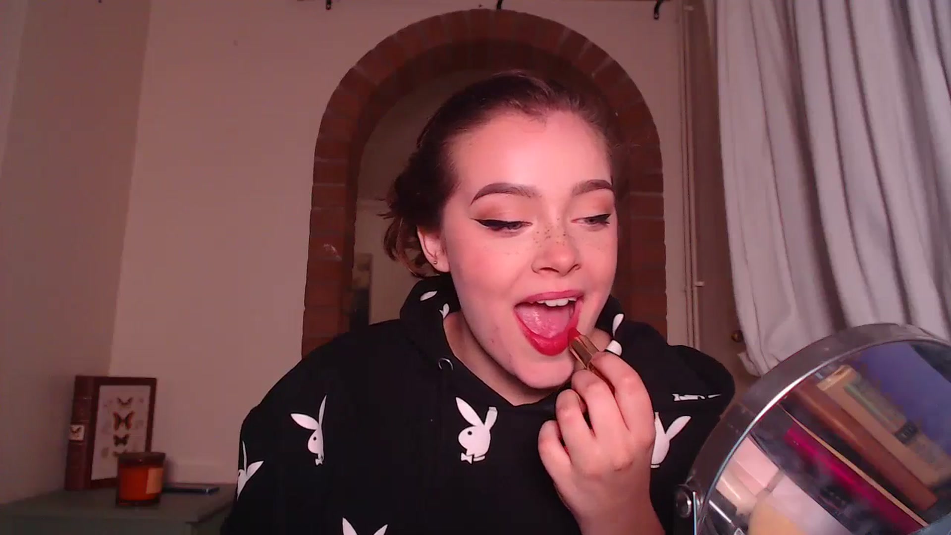 Gallery image thumbnail from KittyCash3w's myfreecams stream on, 11/08/2023, 21:22 image 4 of 20