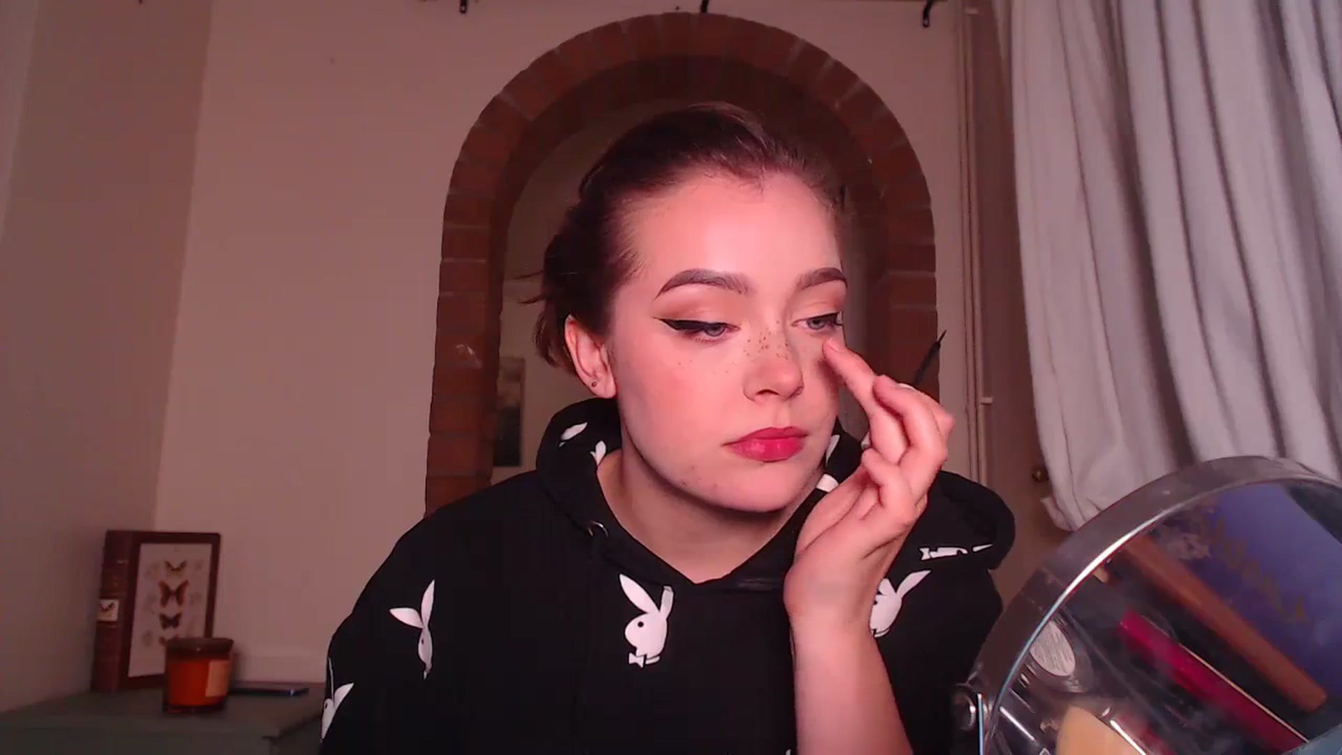 Gallery image thumbnail from KittyCash3w's myfreecams stream on, 11/08/2023, 21:22 image 3 of 20