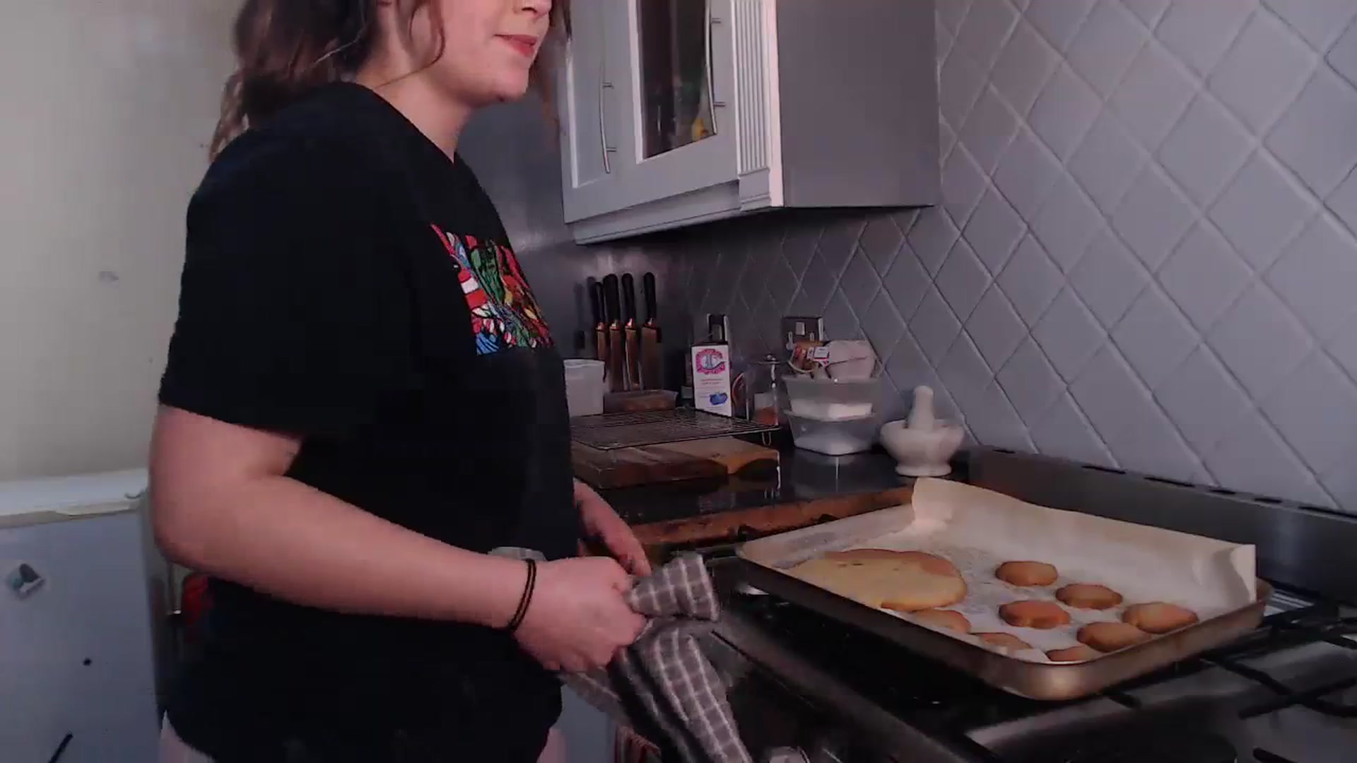 Gallery image thumbnail from KittyCash3w's myfreecams stream on, 12/07/2023, 19:58 image 9 of 20