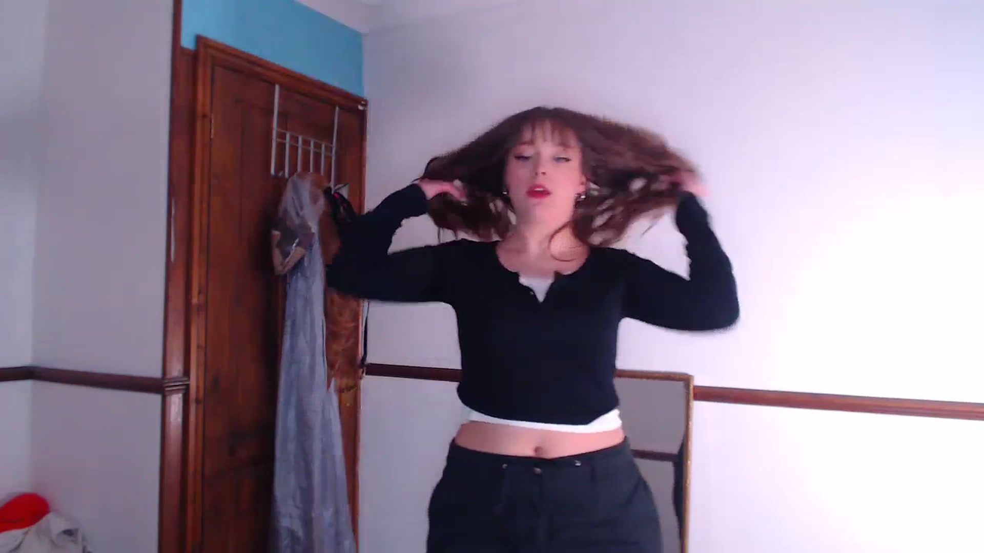 Gallery image thumbnail from KittyCash3w's myfreecams stream on, 01/31/2024, 17:16 image 7 of 20