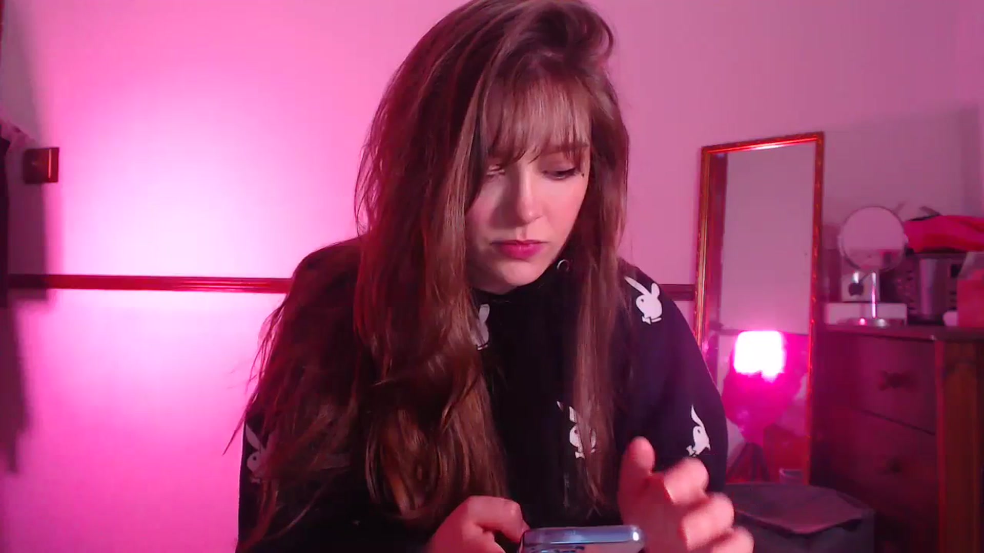 Gallery image thumbnail from KittyCash3w's myfreecams stream on, 03/14/2024, 22:00 image 11 of 20