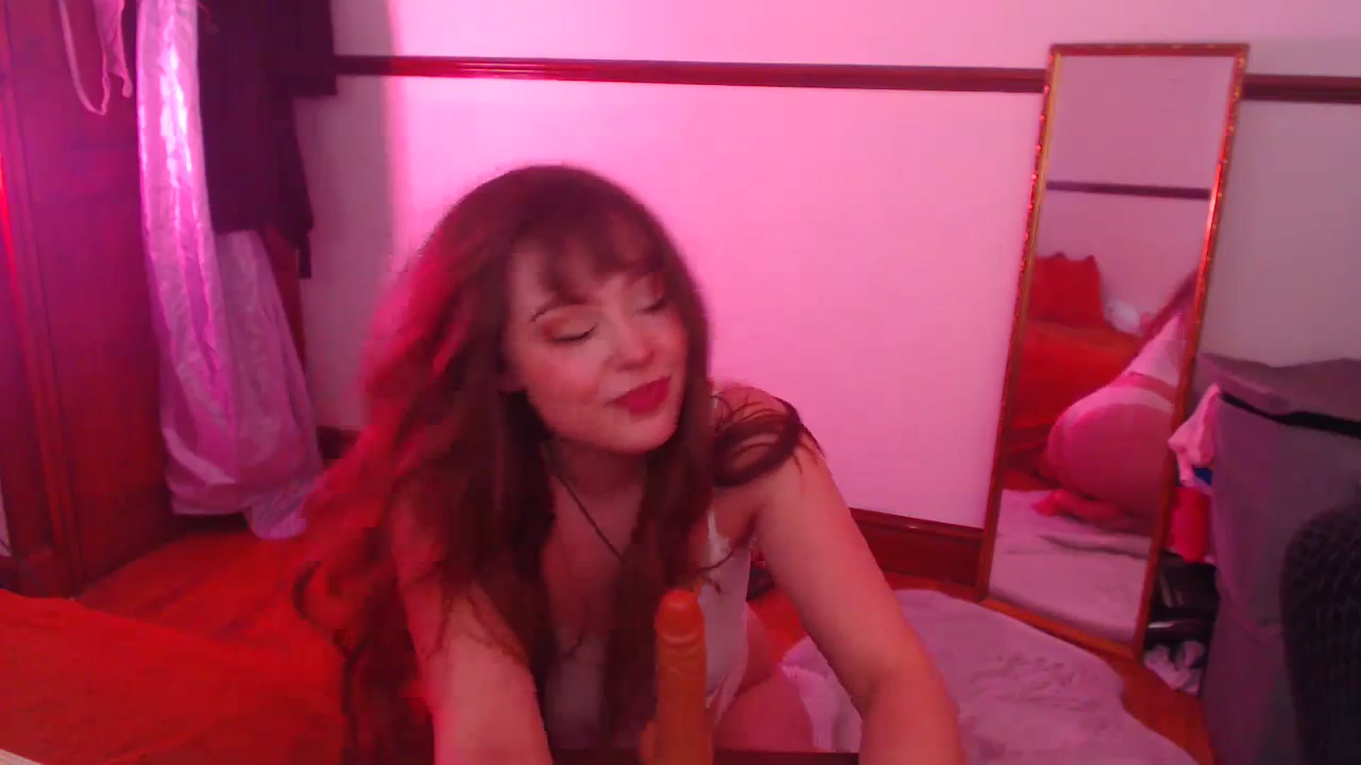 Gallery image thumbnail from KittyCash3w's myfreecams stream on, 03/20/2024, 16:53 image 6 of 20