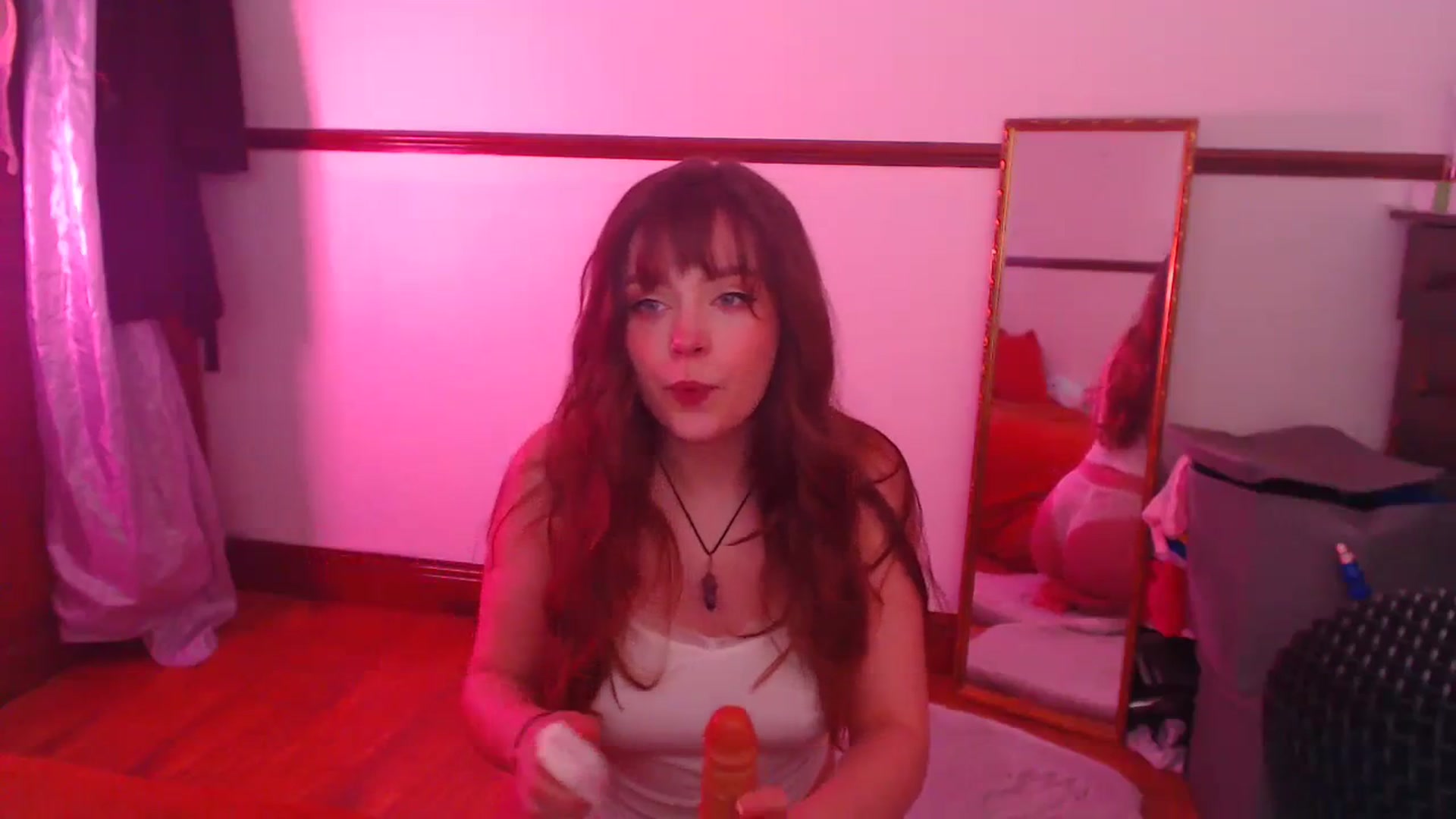 Gallery image thumbnail from KittyCash3w's myfreecams stream on, 03/20/2024, 16:53 image 3 of 20