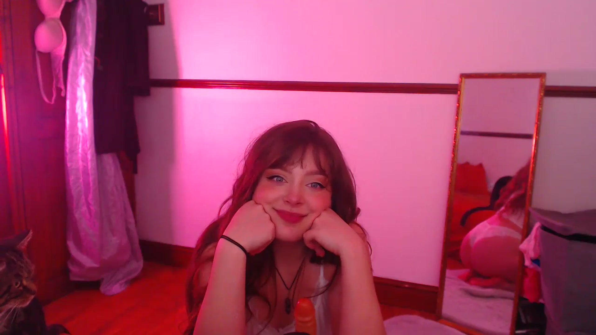 Gallery image thumbnail from KittyCash3w's myfreecams stream on, 03/20/2024, 16:53 image 18 of 20