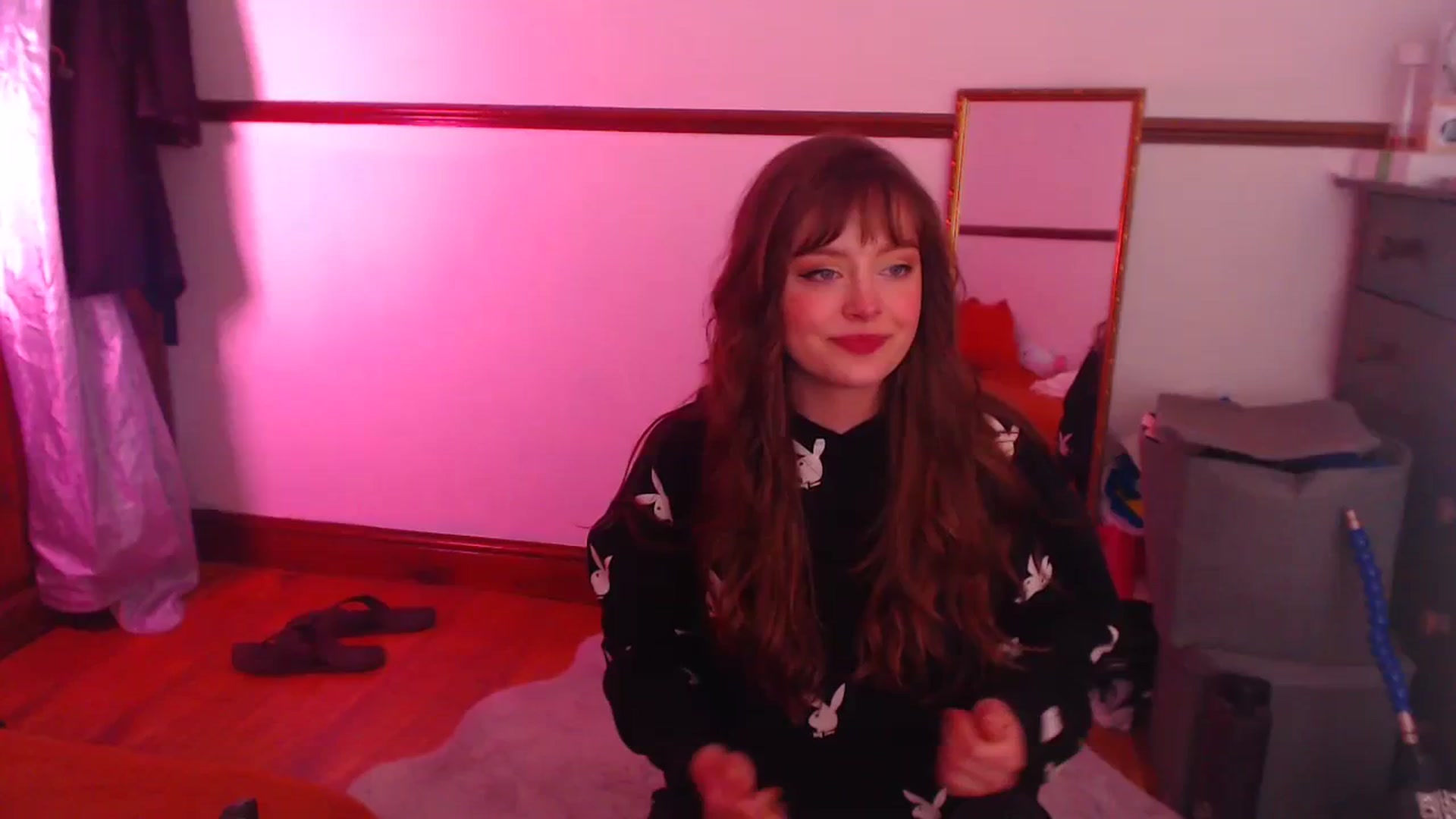 Gallery image thumbnail from KittyCash3w's myfreecams stream on, 03/20/2024, 20:47 image 15 of 20