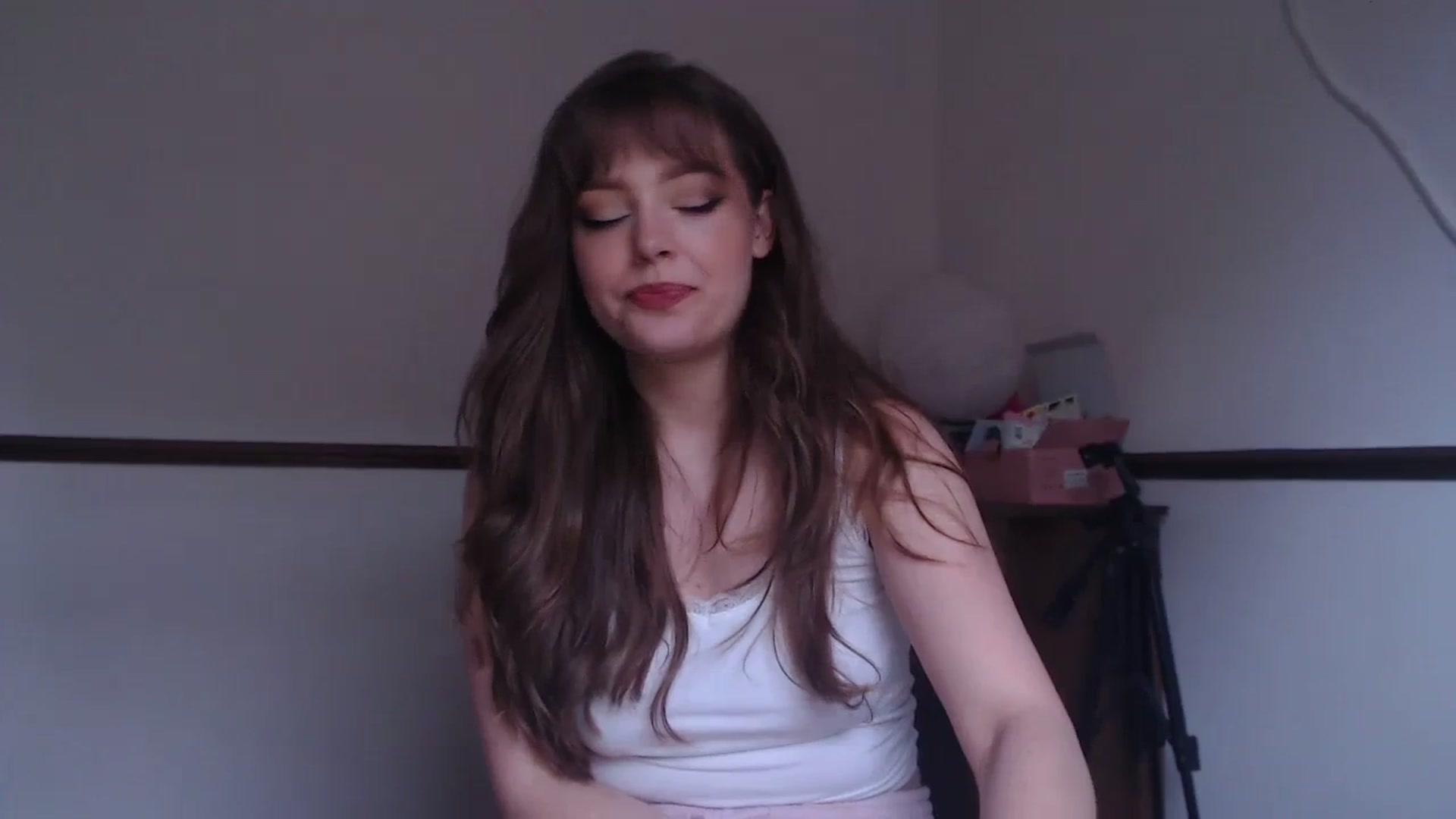 Gallery image thumbnail from KittyCash3w's myfreecams stream on, 03/27/2024, 16:23 image 12 of 20