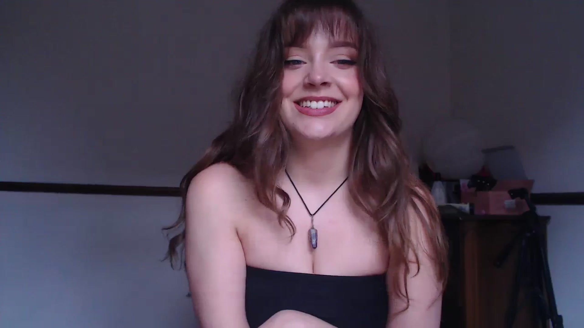 Gallery image thumbnail from KittyCash3w's myfreecams stream on, 03/27/2024, 17:09 image 10 of 20