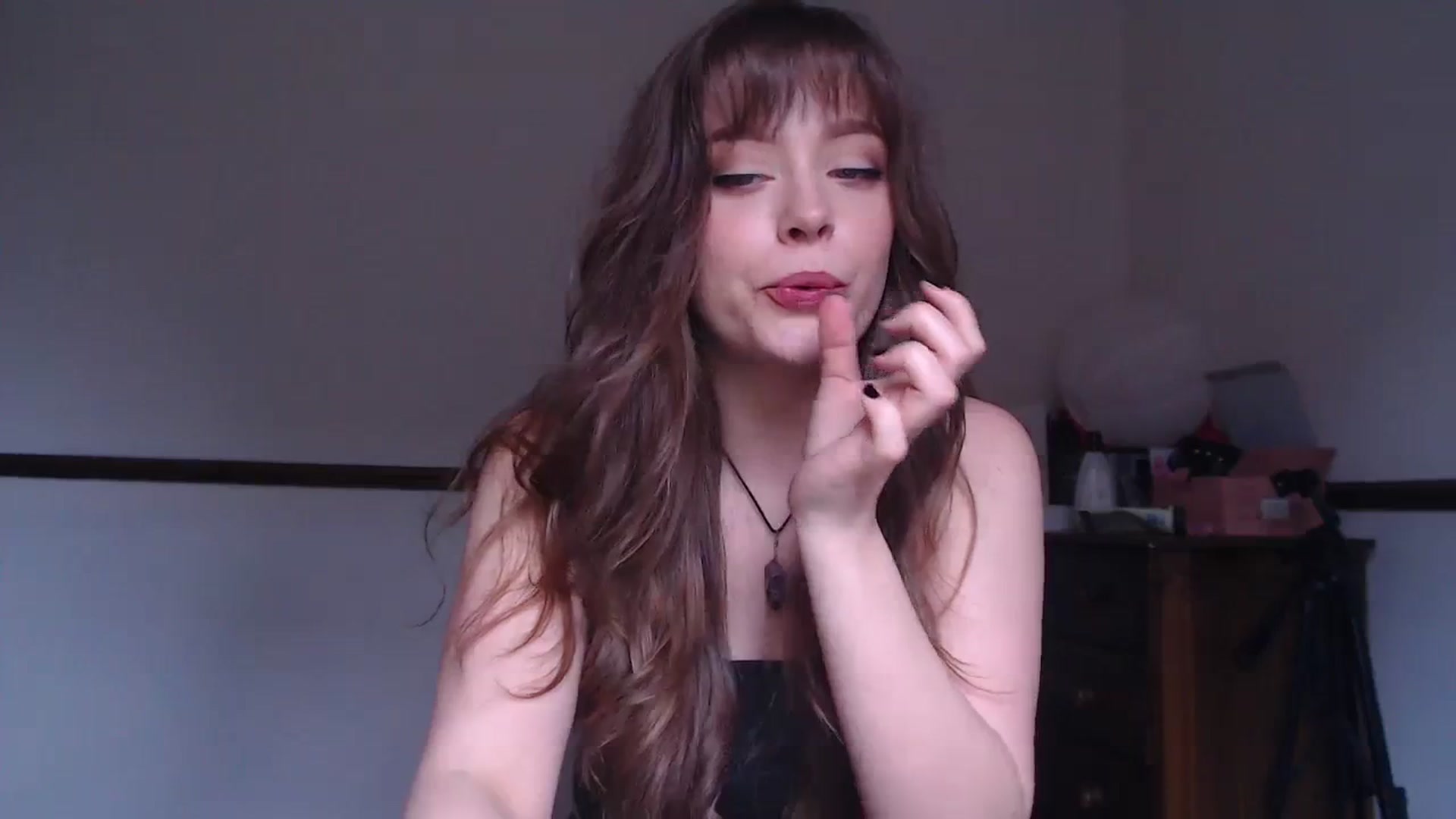 Gallery image thumbnail from KittyCash3w's myfreecams stream on, 03/27/2024, 17:09 image 8 of 20