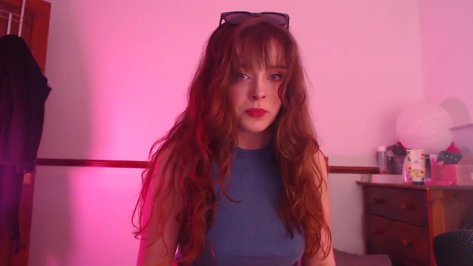 Gallery image thumbnail from KittyCash3w's myfreecams stream on, 03/29/2024, 22:32 image 15 of 20